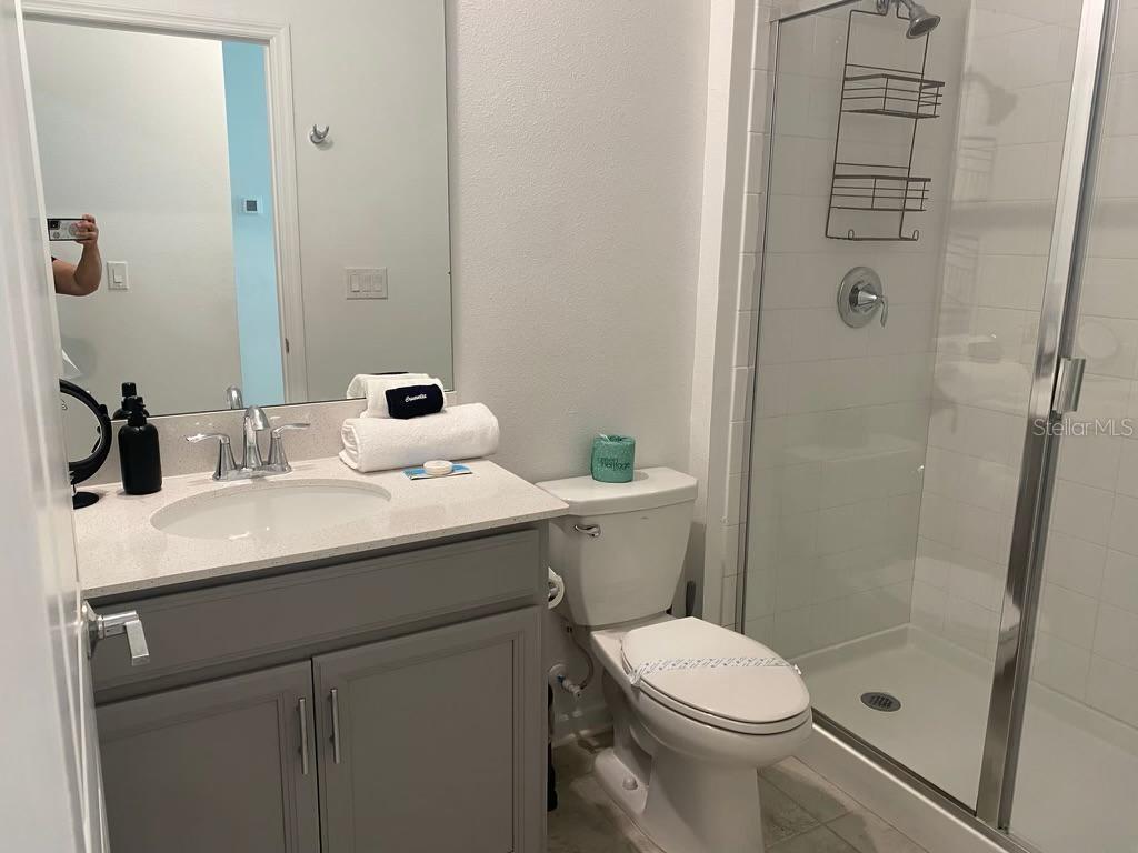 Image 14 of 15 For 1057 Splash Shot Place 1057