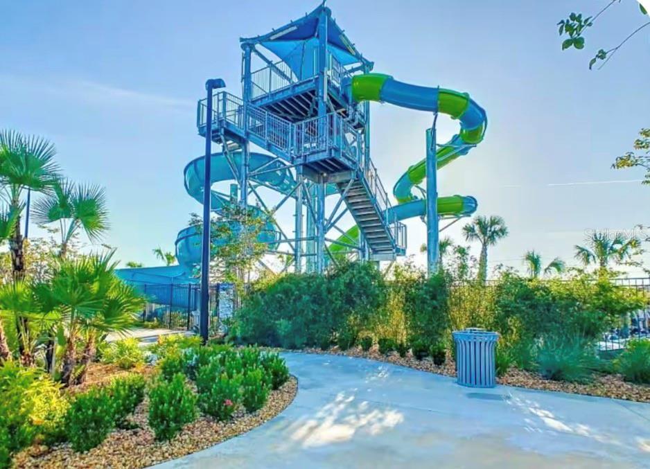 Image 2 of 15 For 1057 Splash Shot Place 1057