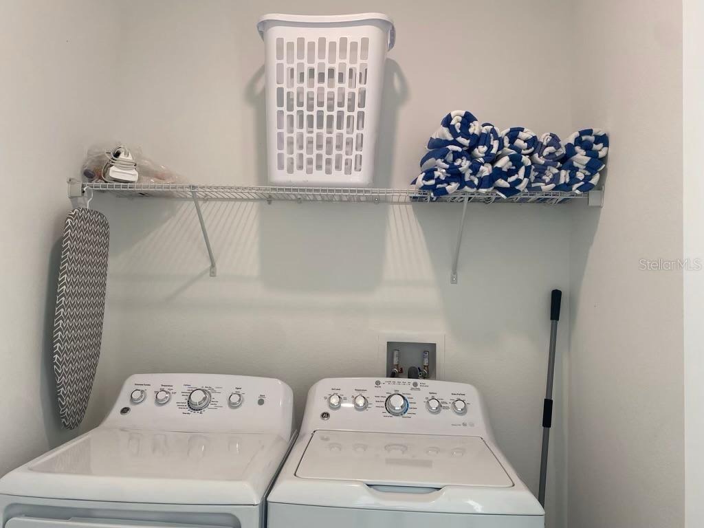 Image 8 of 15 For 1057 Splash Shot Place 1057