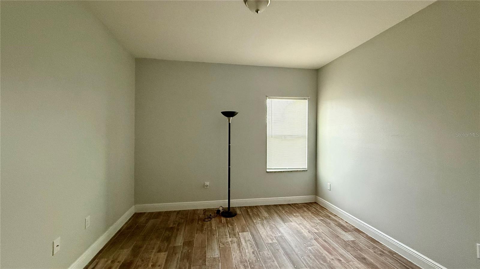 Image 6 of 10 For 710 Leopard Court A