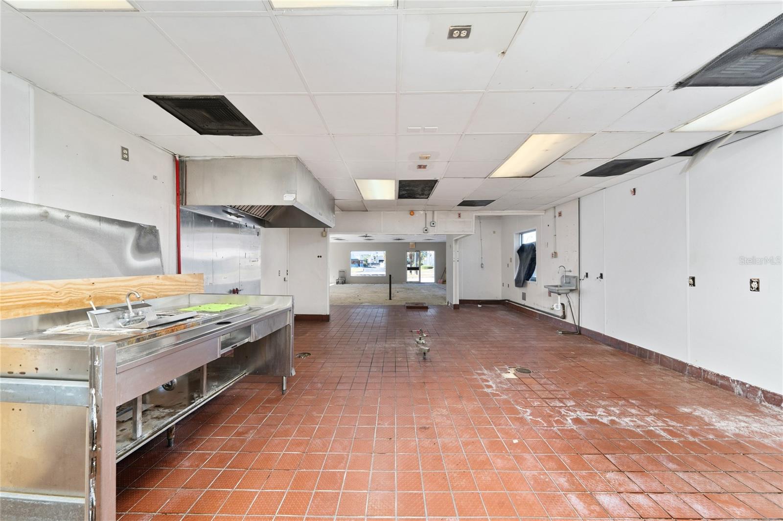 Image 13 of 38 For 7155 Orange Blossom Trail