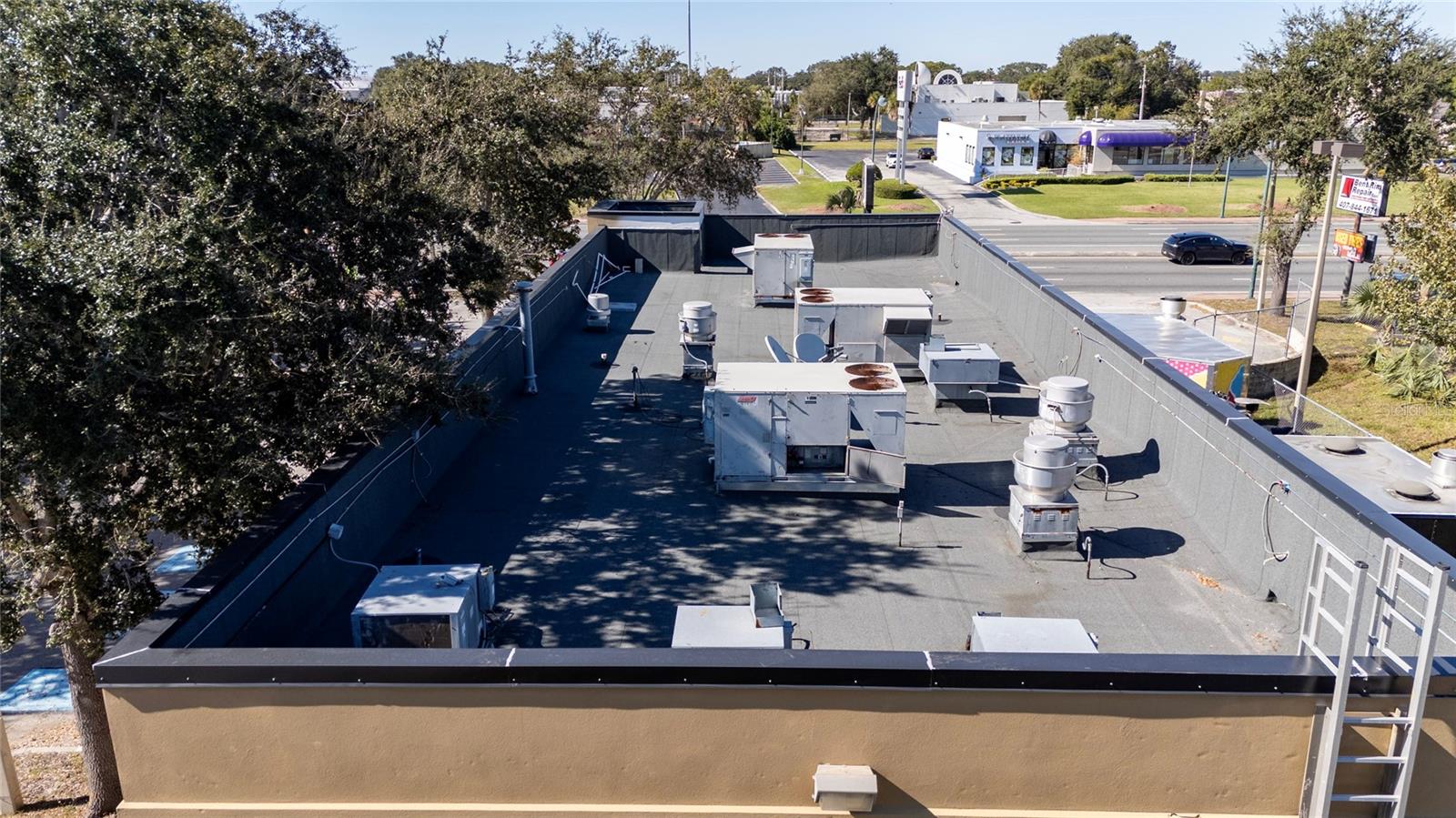 Image 6 of 38 For 7155 Orange Blossom Trail