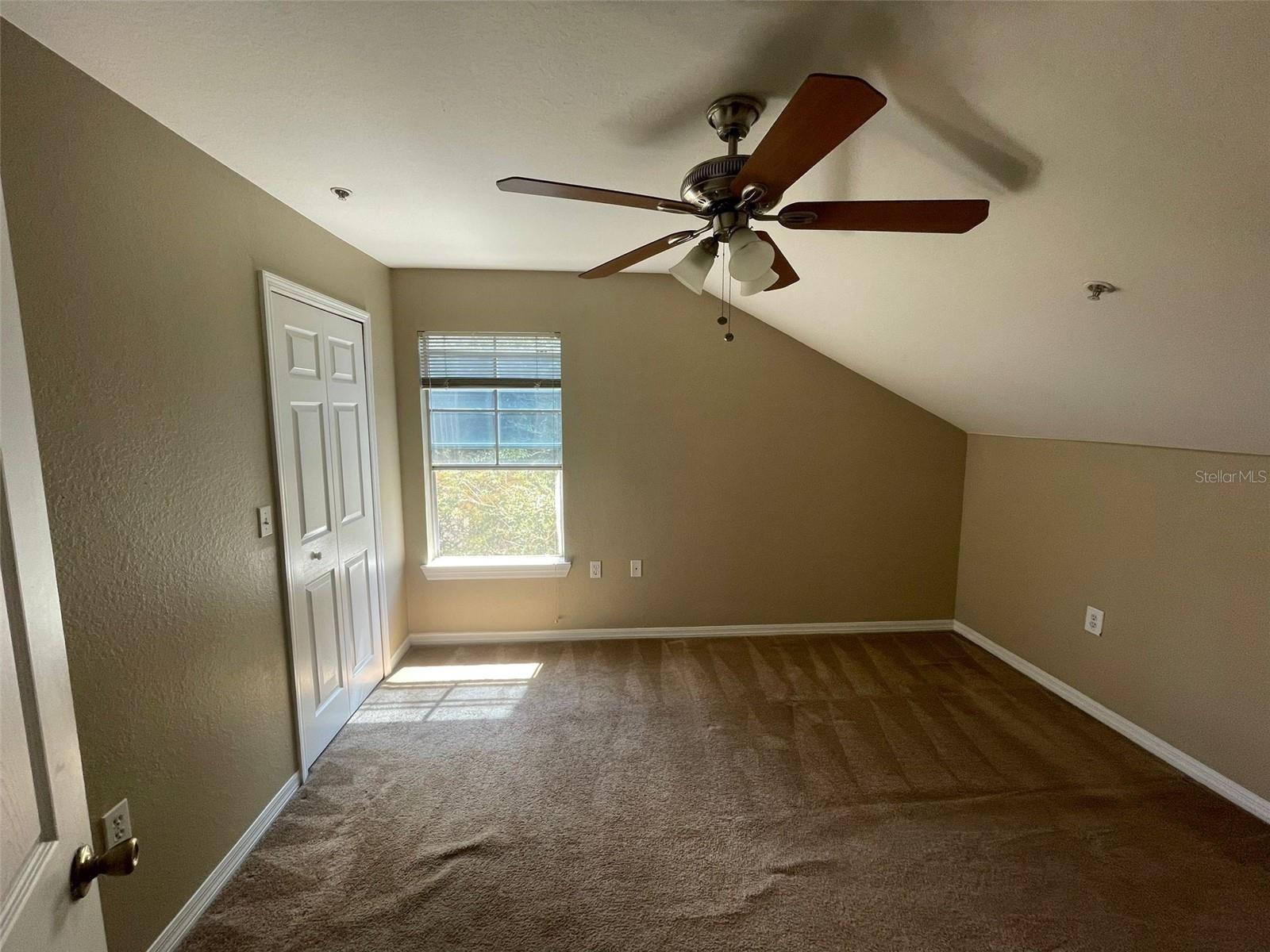 Image 8 of 20 For 5117 City Street 734