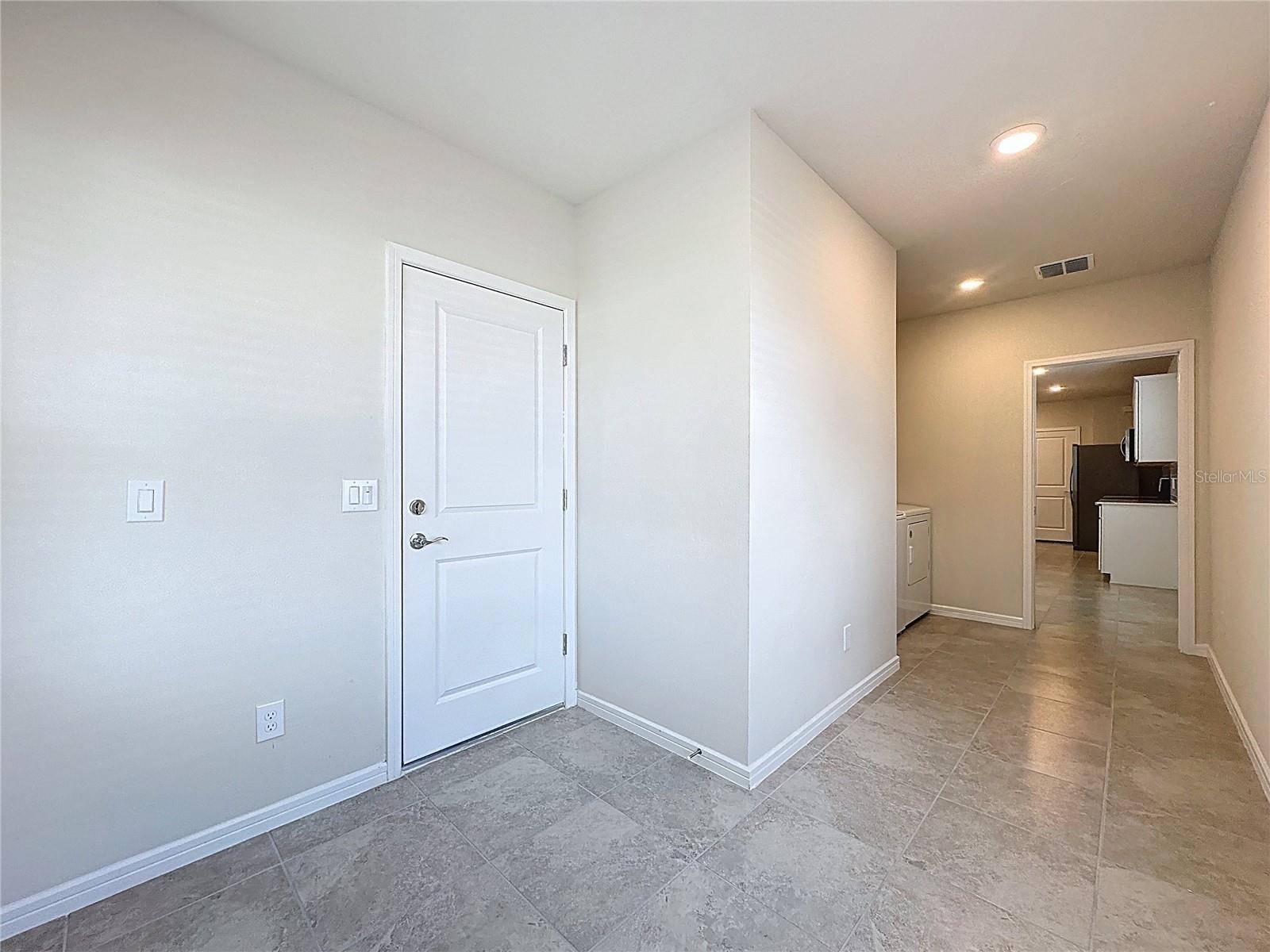 Image 8 of 48 For 1997 Tohoqua Boulevard