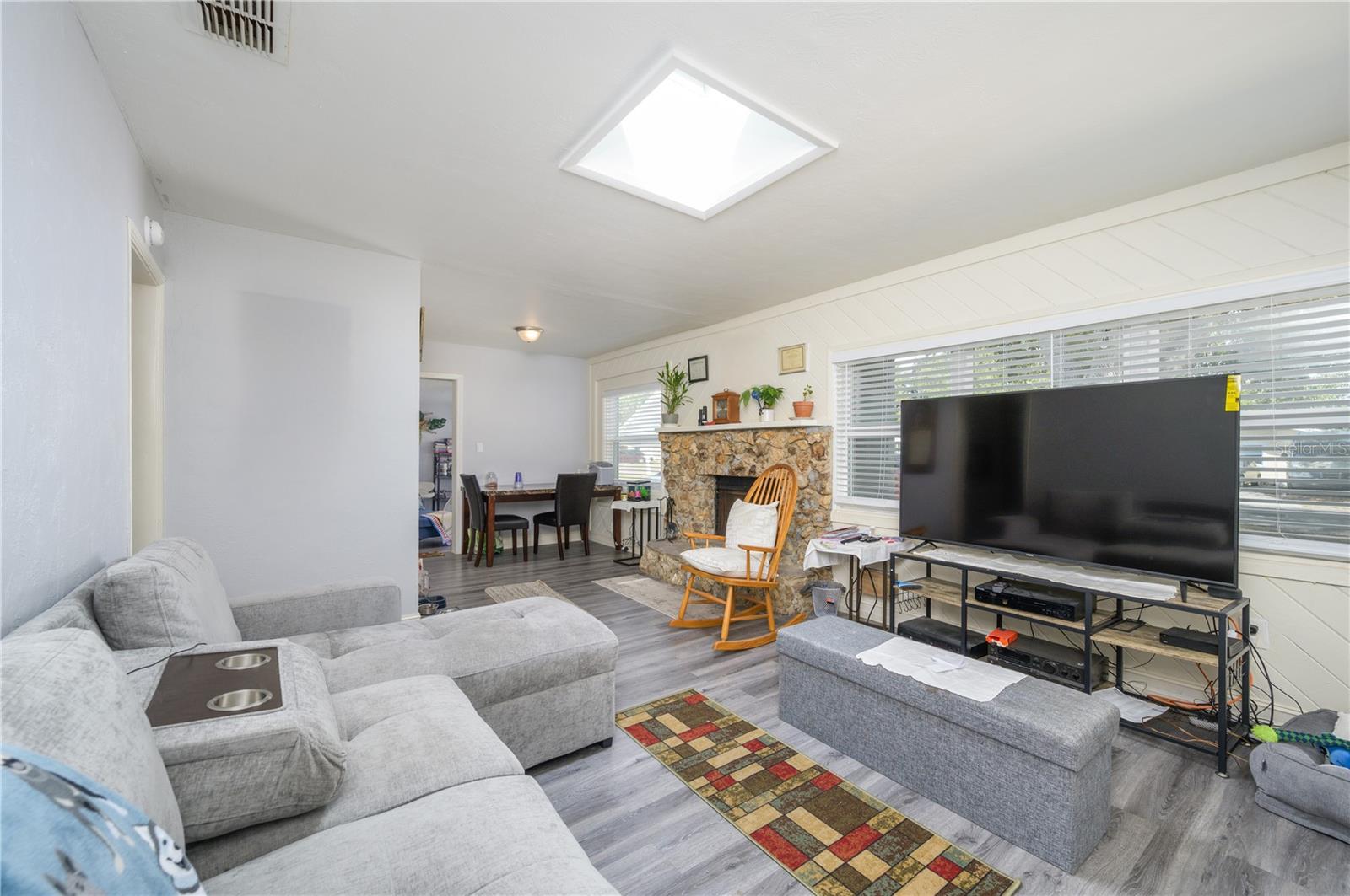 Image 15 of 24 For 1006 San Domingo Road