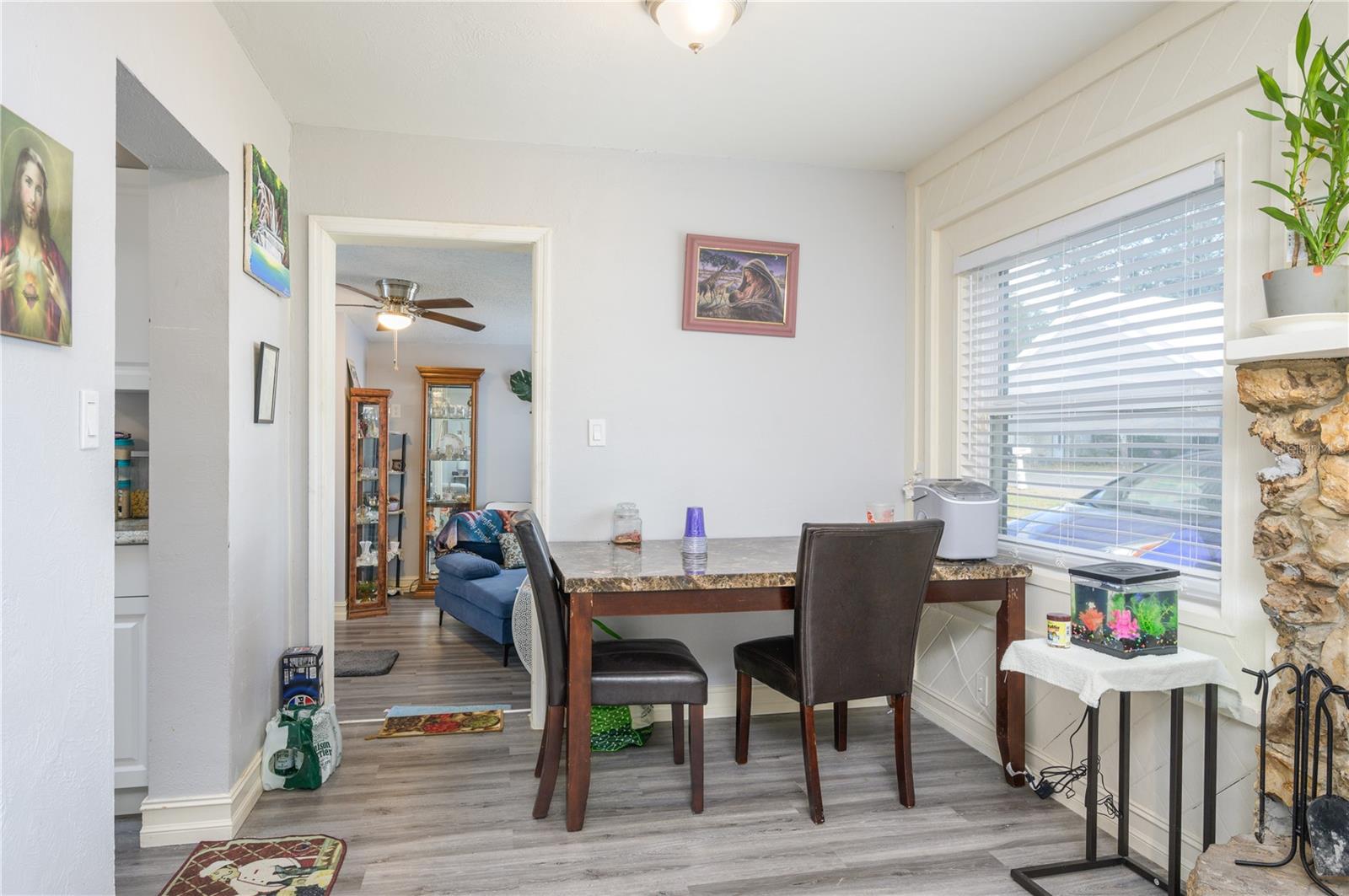 Image 16 of 24 For 1006 San Domingo Road