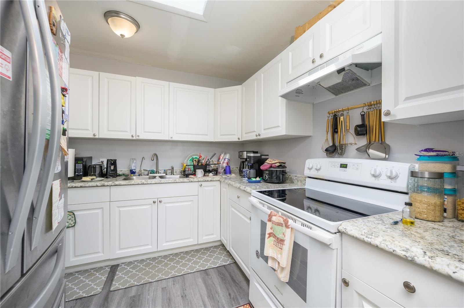 Image 17 of 24 For 1006 San Domingo Road