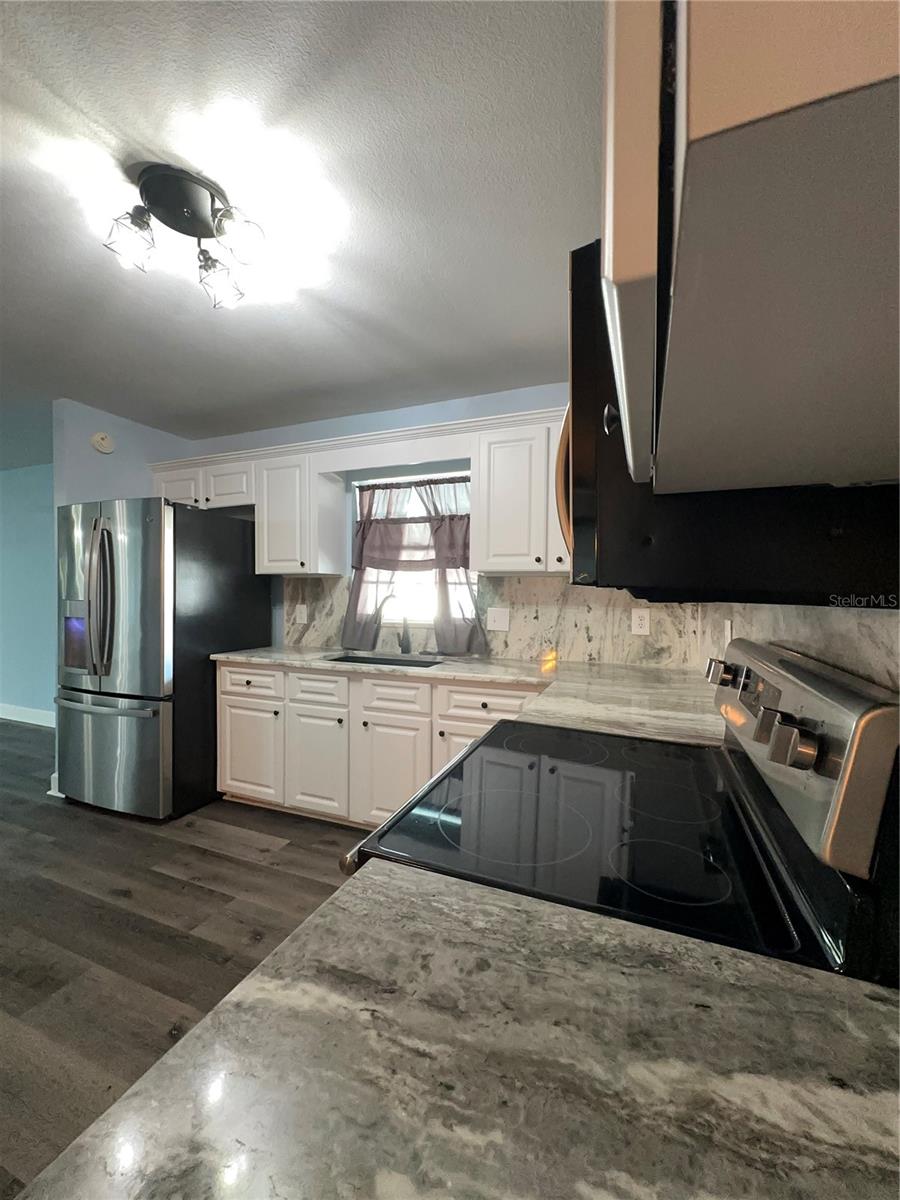 Image 9 of 32 For 3648 Dogwood Place