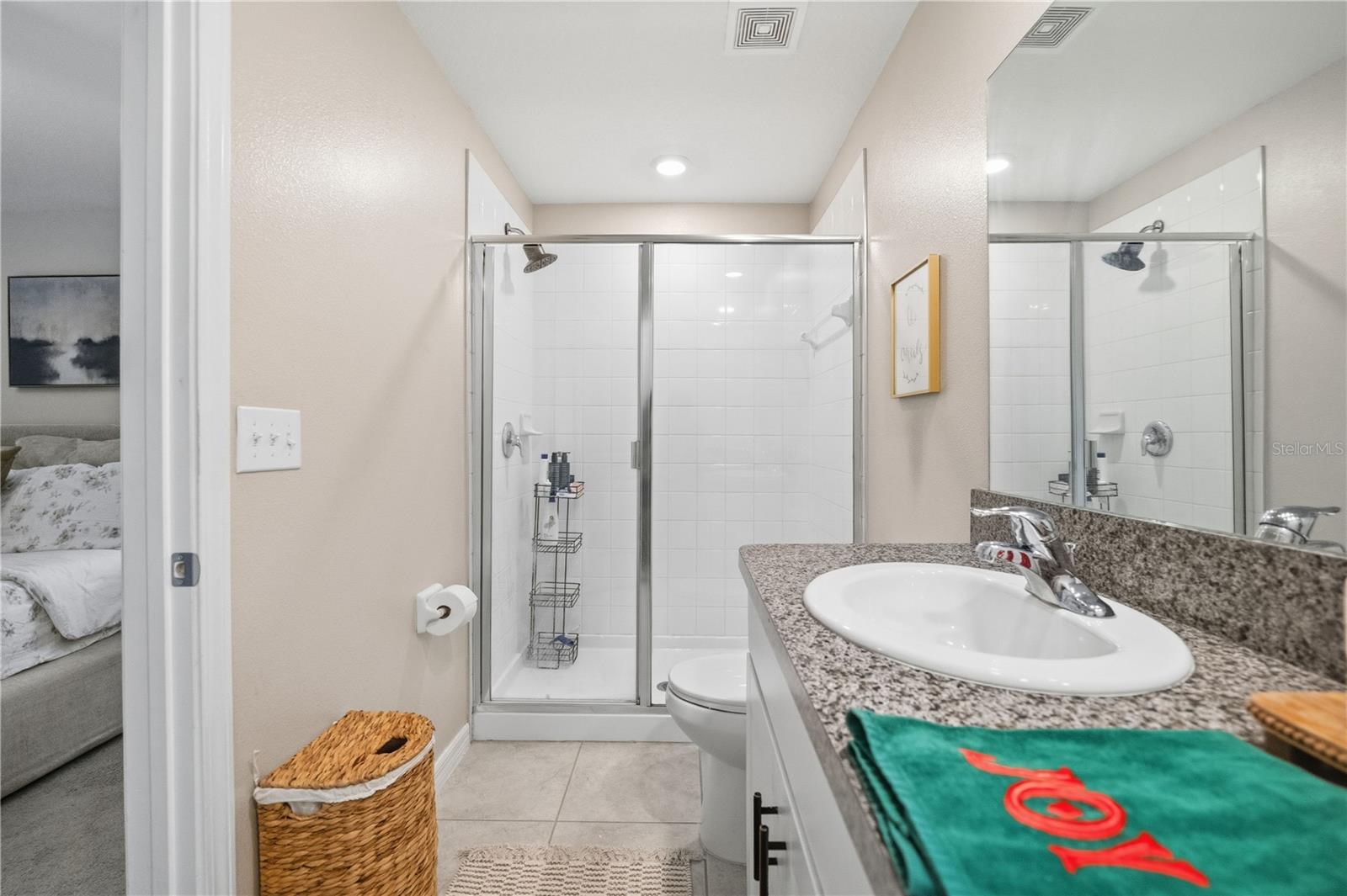 Image 21 of 41 For 13320 Crest Lake Drive