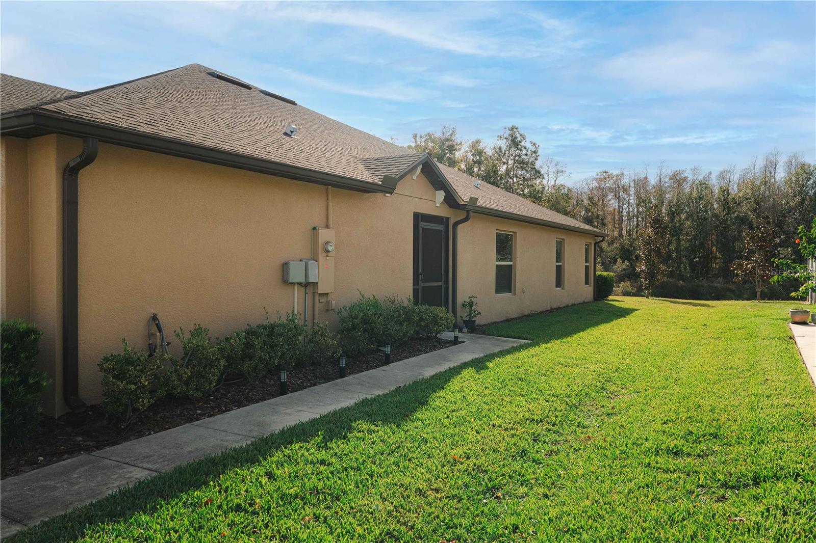 Image 25 of 41 For 13320 Crest Lake Drive