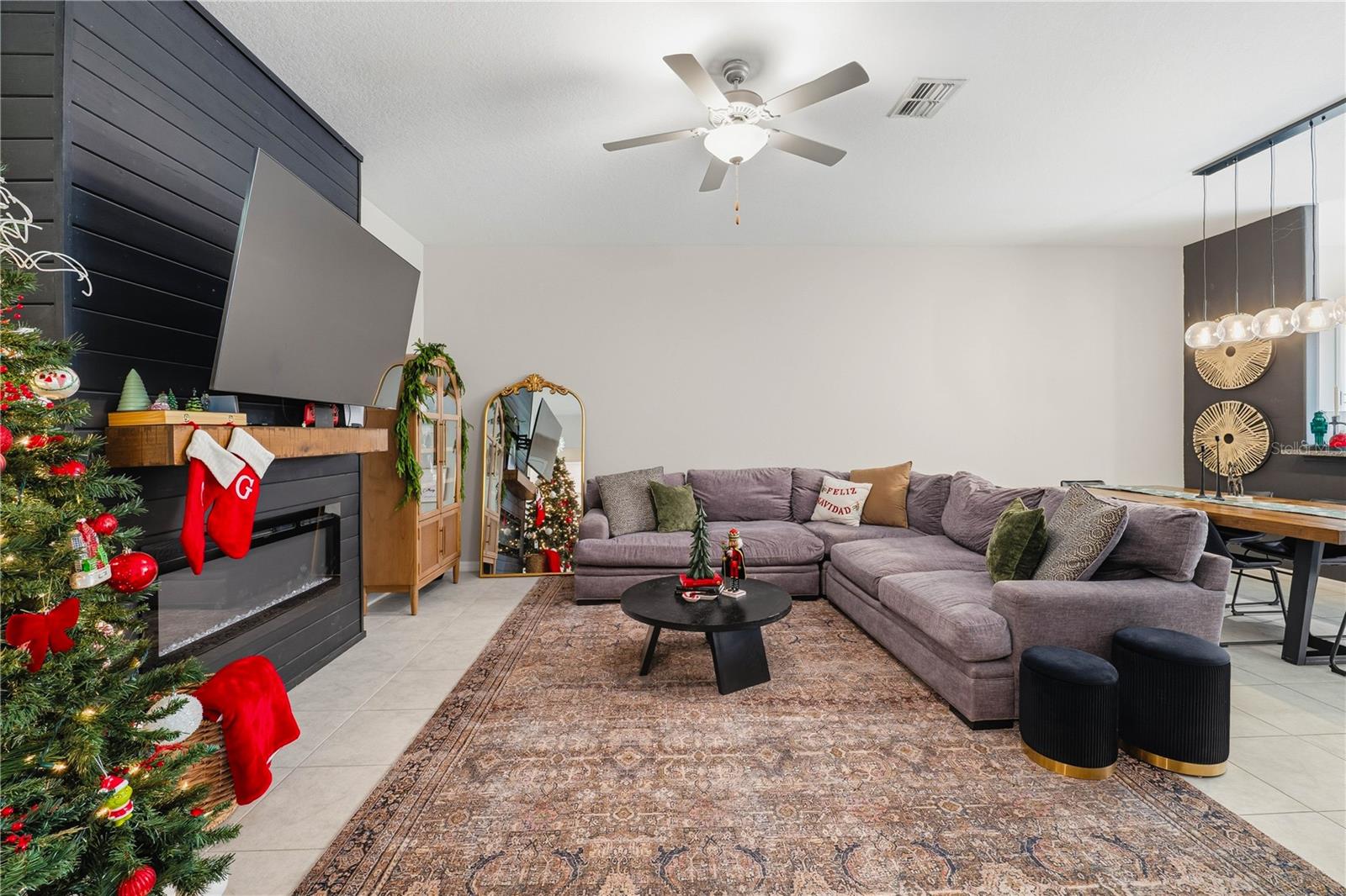 Image 6 of 41 For 13320 Crest Lake Drive