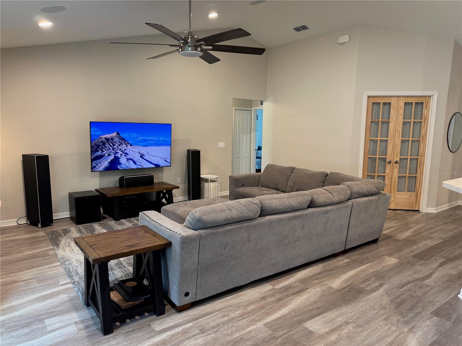 Image 7 of 23 For 244 Whispering Oaks Way