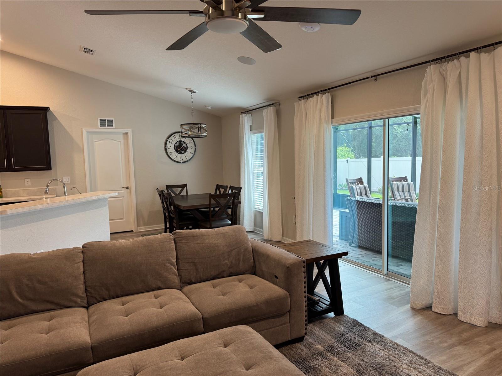 Image 9 of 23 For 244 Whispering Oaks Way