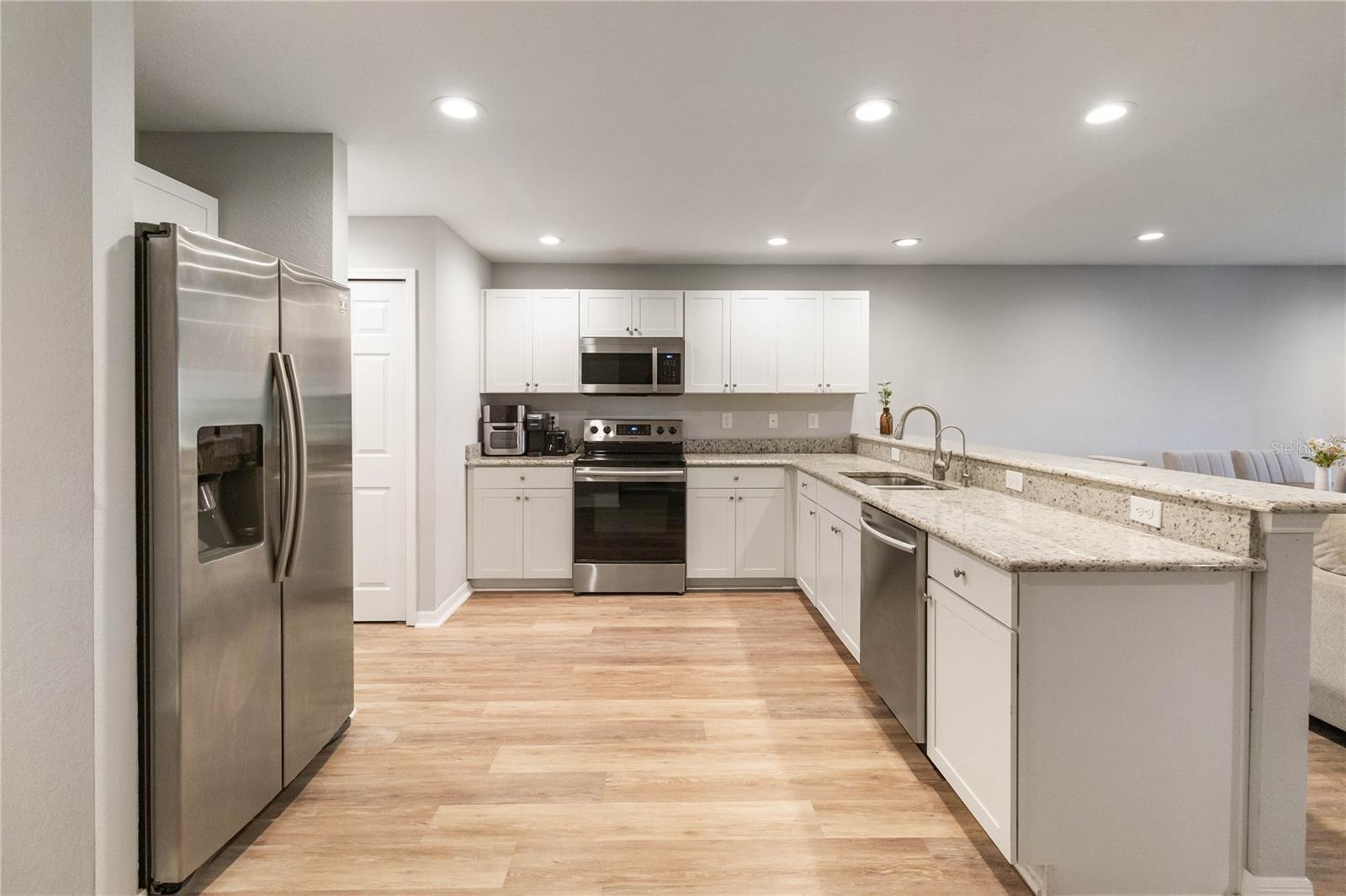 Image 7 of 27 For 2930 Fieldwood Circle