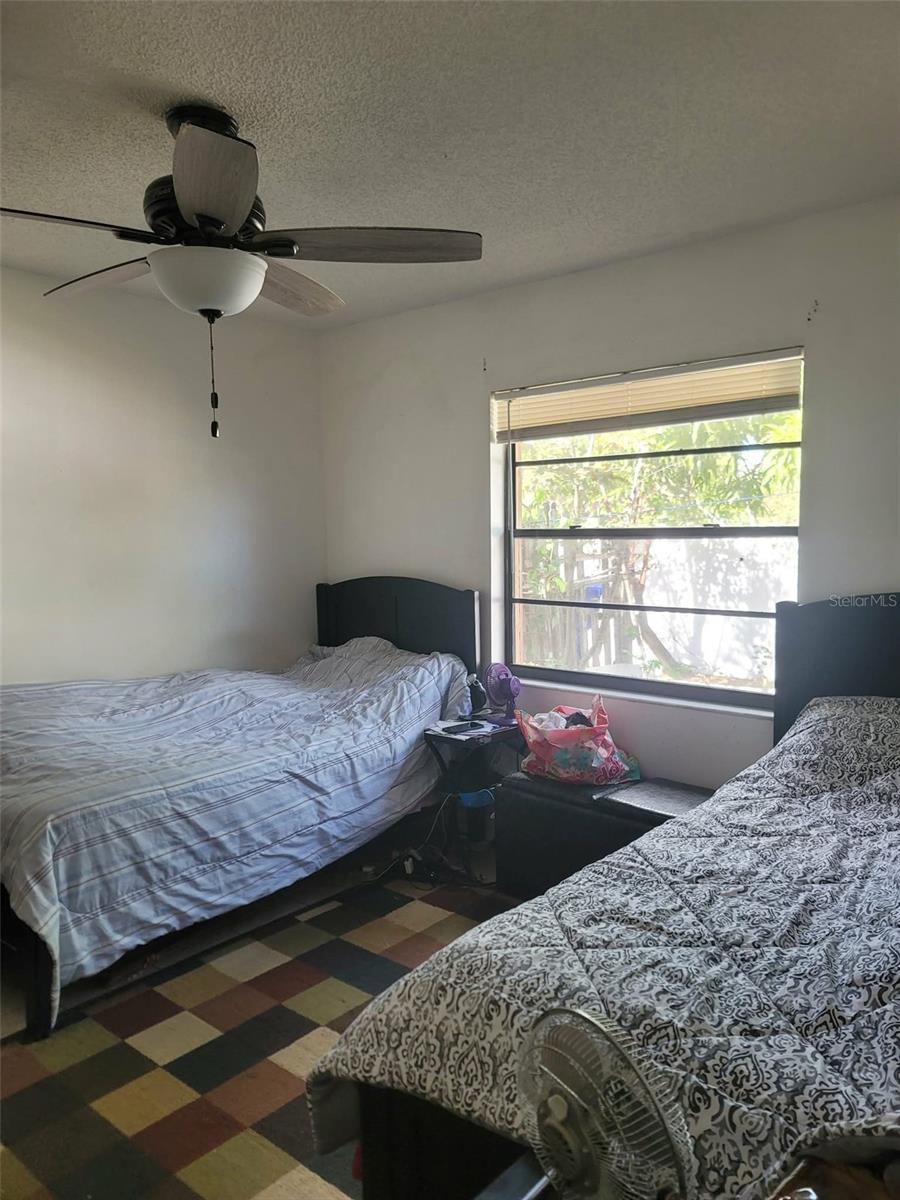 Image 18 of 36 For 4177 Flying Fortress Avenue