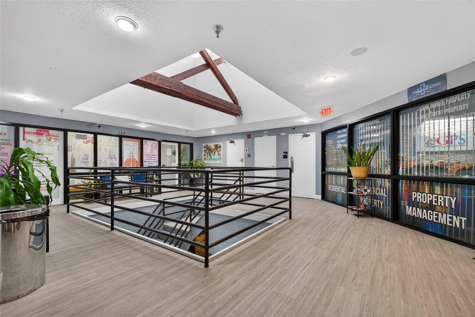 Image 11 of 20 For 219 Broadway