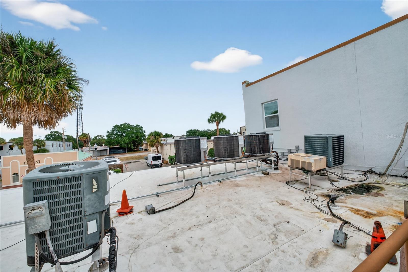 Image 18 of 20 For 219 Broadway