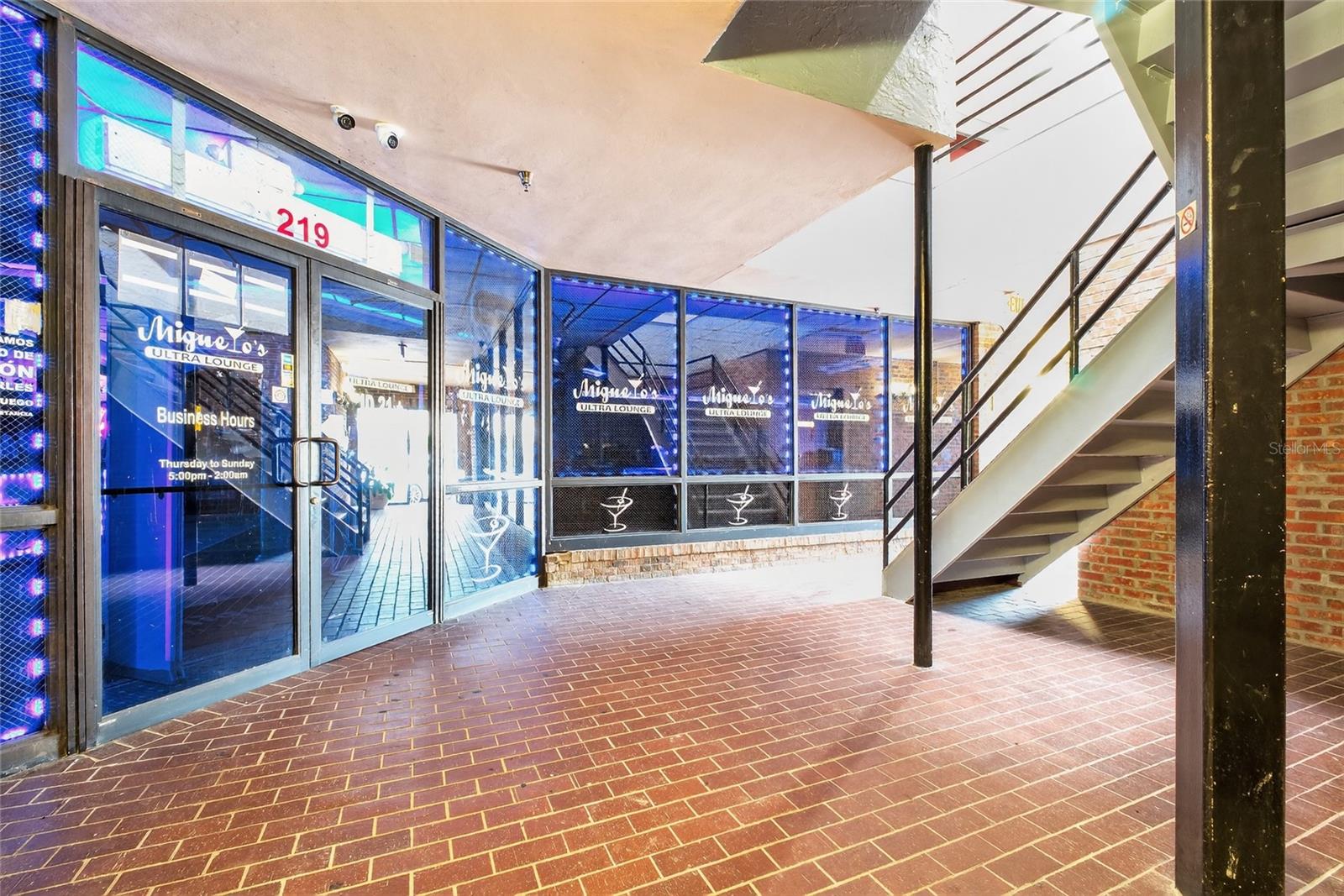 Image 9 of 20 For 219 Broadway