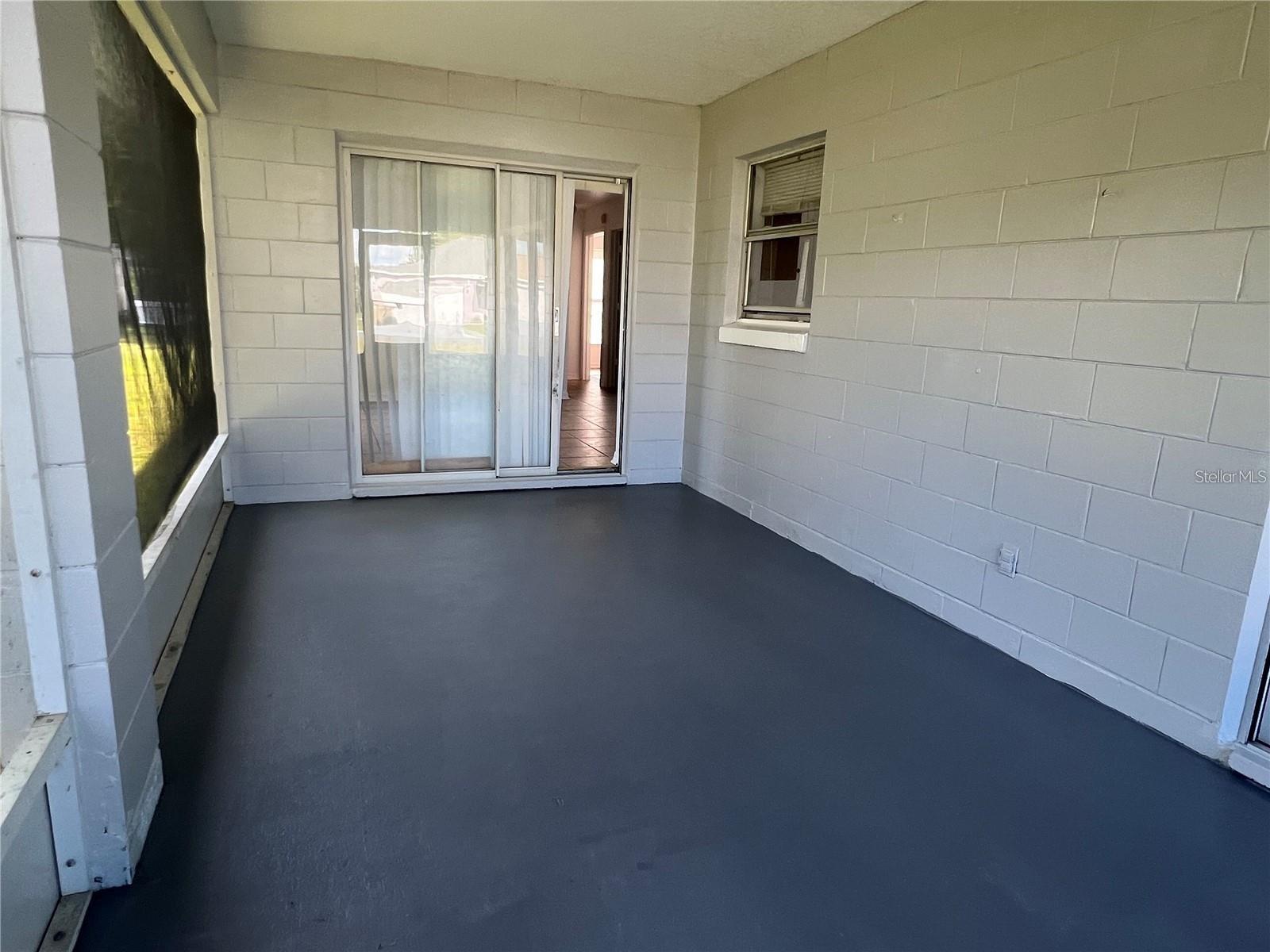 Image 12 of 16 For 270 Chadworth Drive