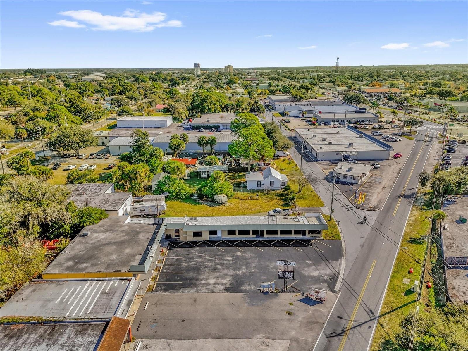 Image 19 of 23 For 1122 Lake Drive A-h