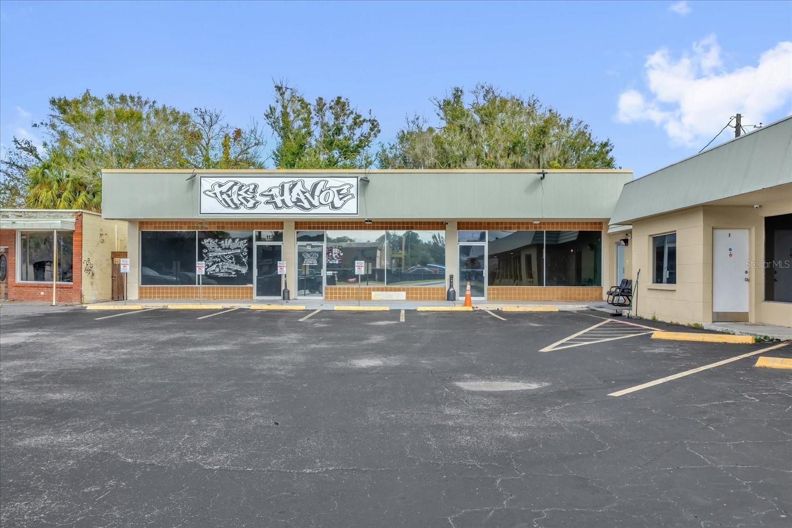 Image 2 of 23 For 1122 Lake Drive A-h