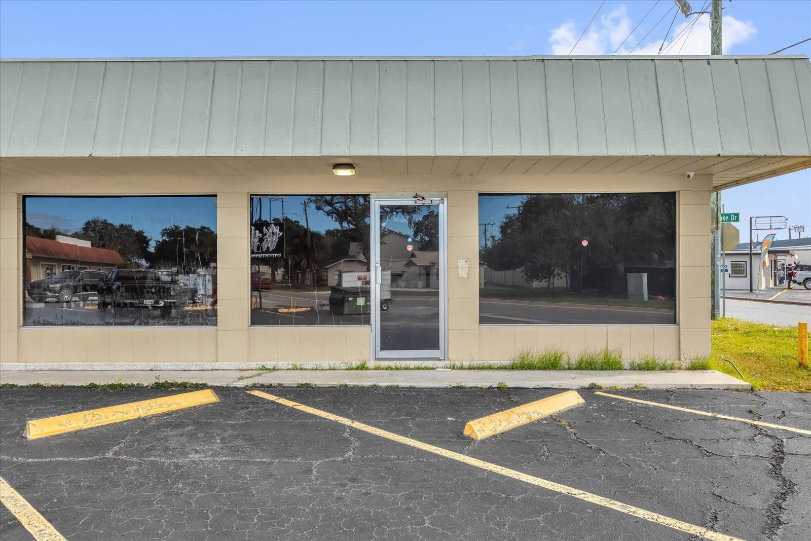 Image 7 of 23 For 1122 Lake Drive A-h