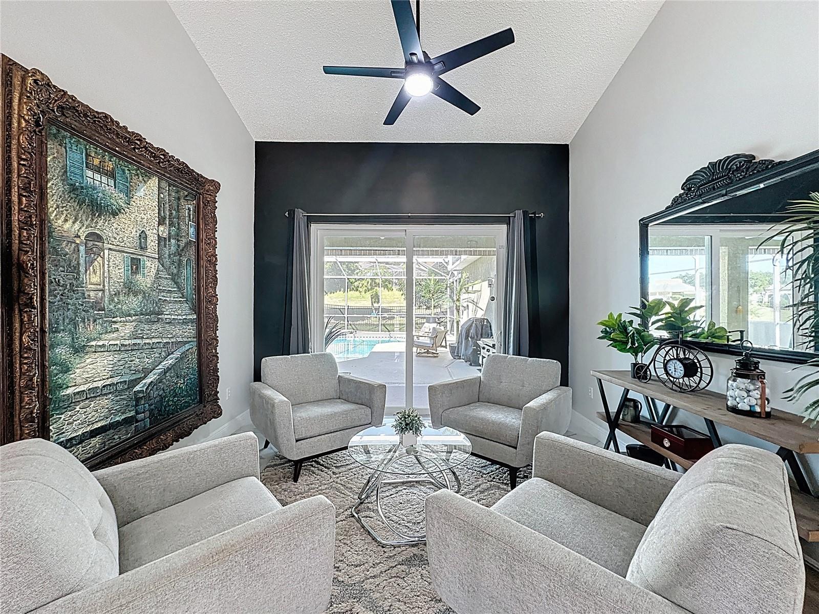 Image 23 of 97 For 1681 Waterview Loop