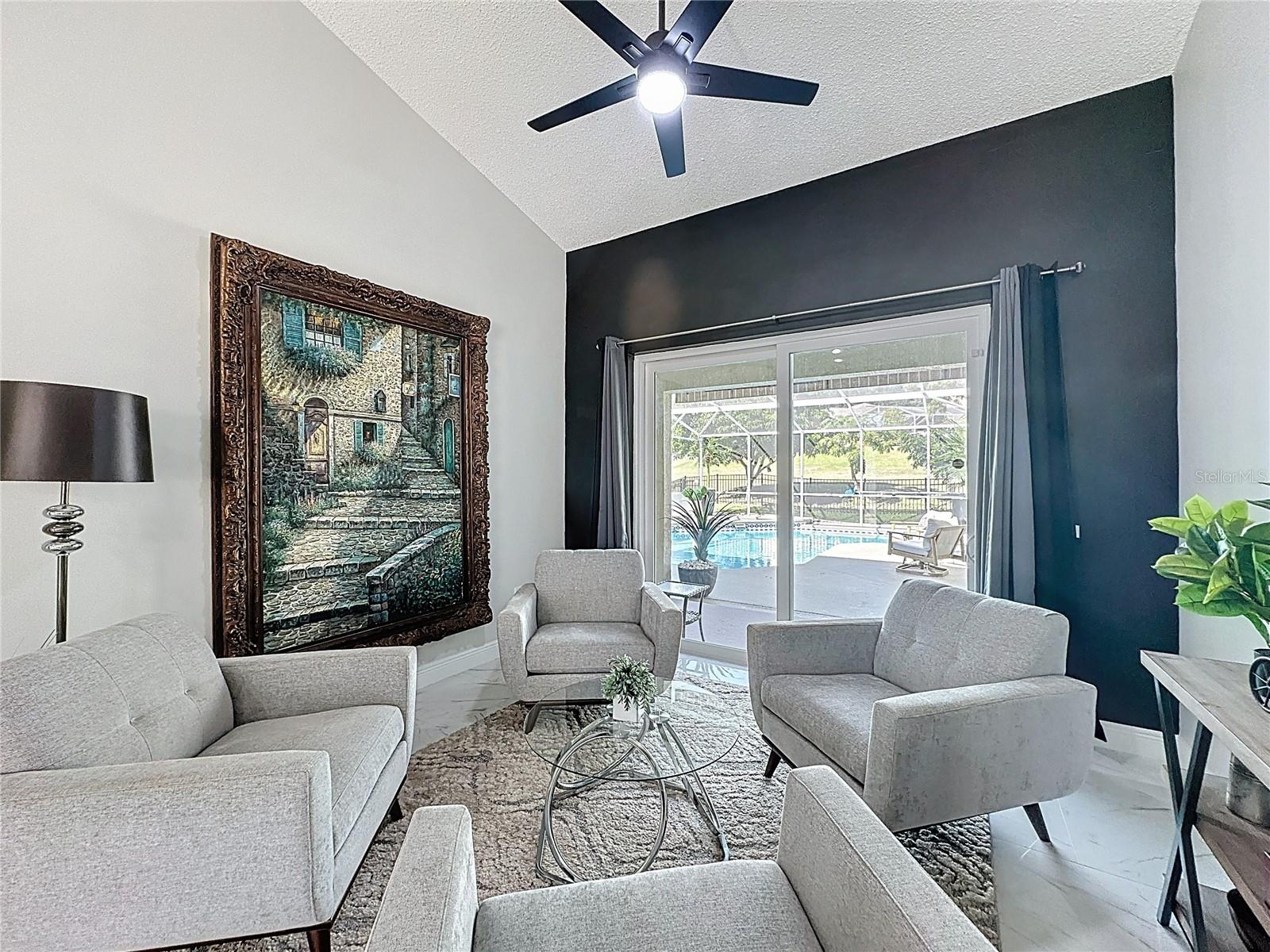 Image 24 of 97 For 1681 Waterview Loop