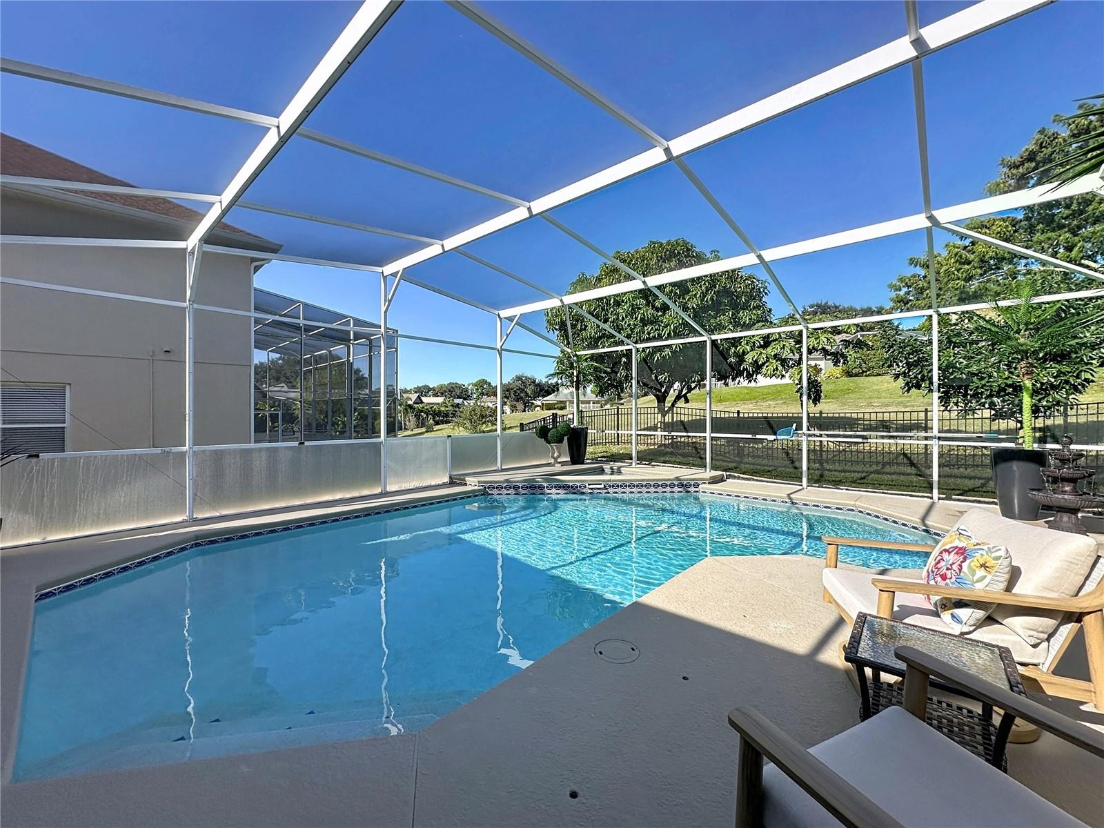 Image 31 of 97 For 1681 Waterview Loop