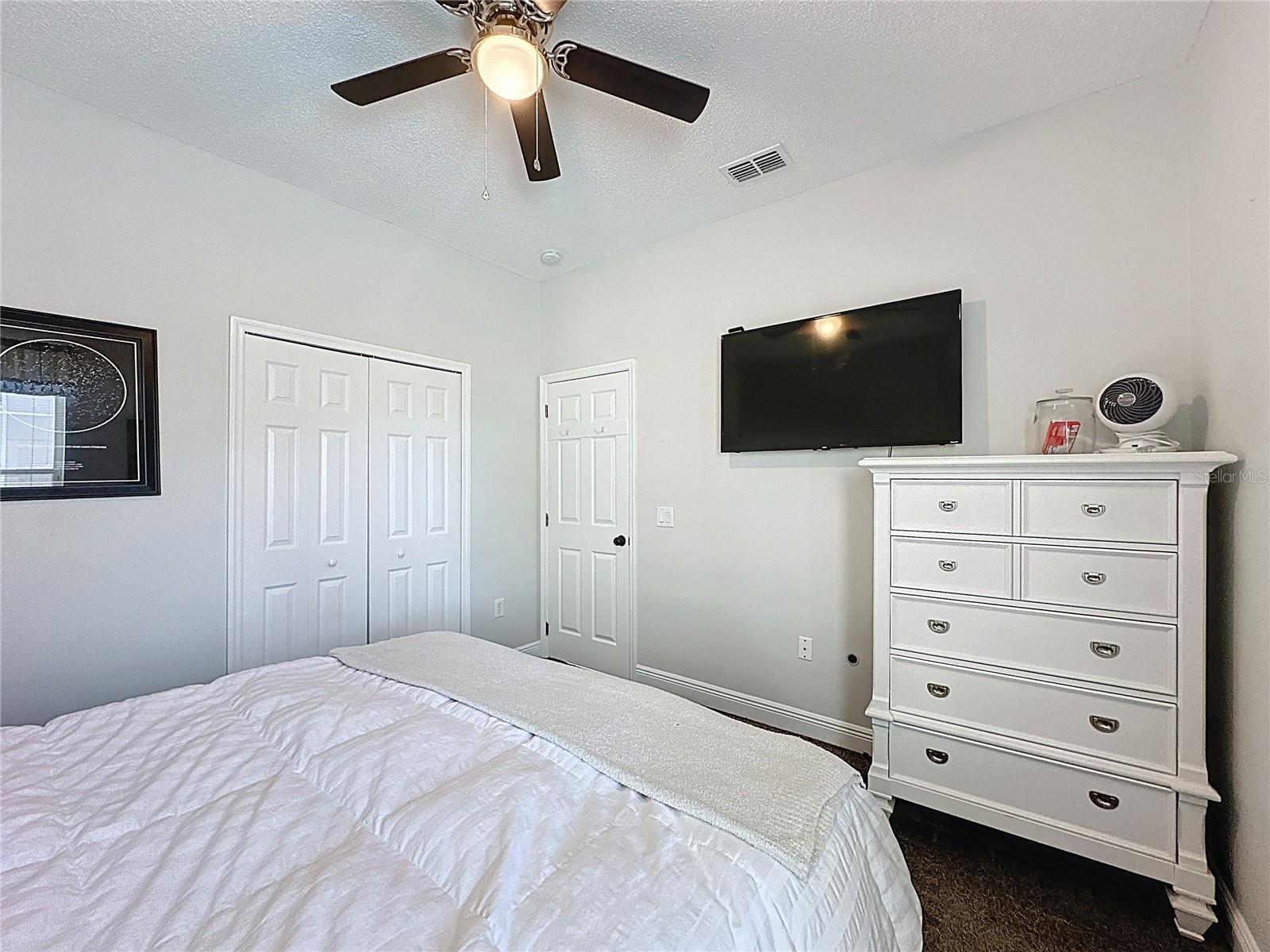 Image 47 of 97 For 1681 Waterview Loop