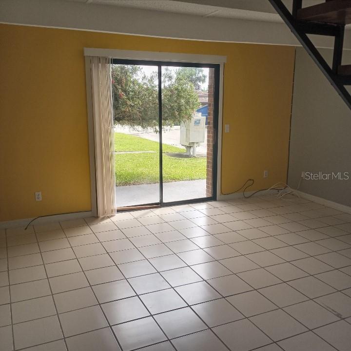 Image 5 of 14 For 4218 Overlook Drive Ne 27