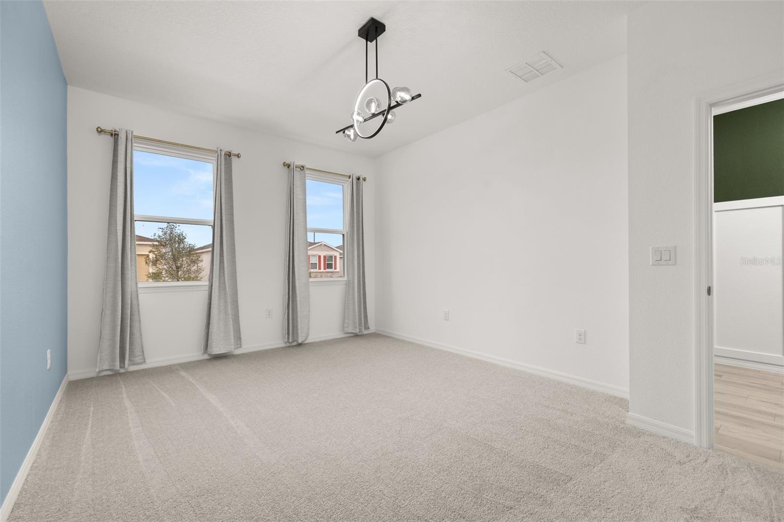 Image 15 of 47 For 1335 Normandy Drive