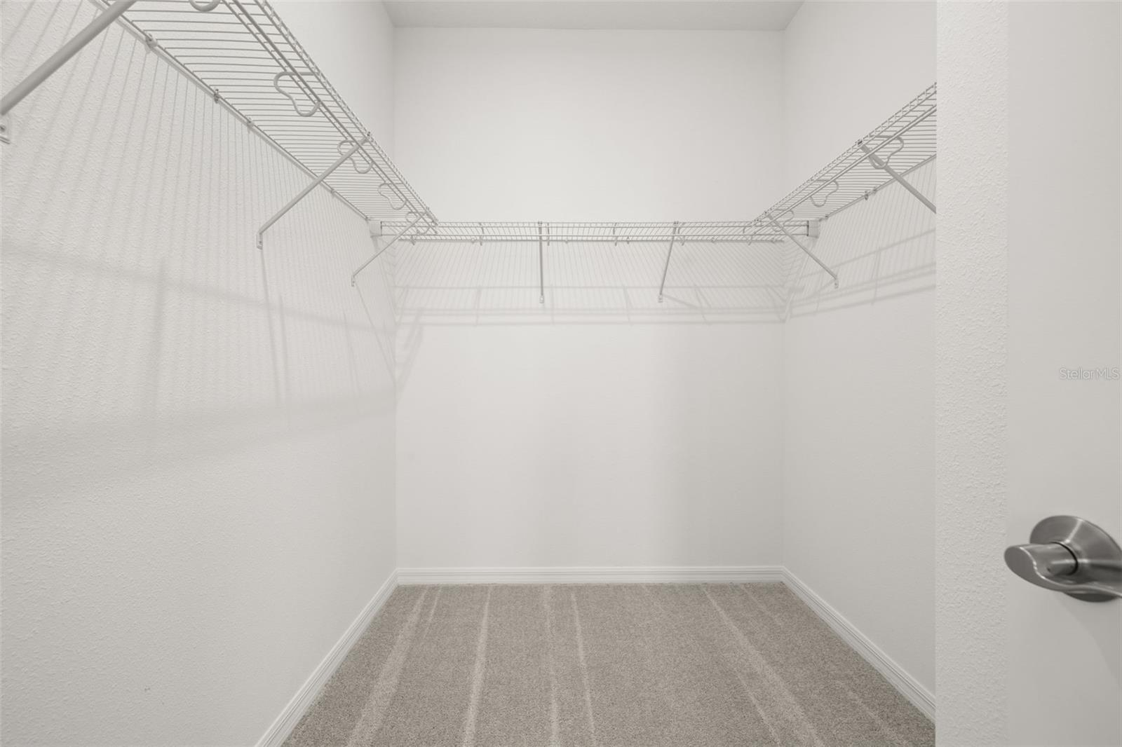 Image 17 of 47 For 1335 Normandy Drive