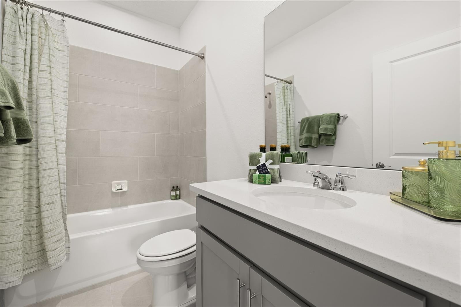 Image 18 of 47 For 1335 Normandy Drive