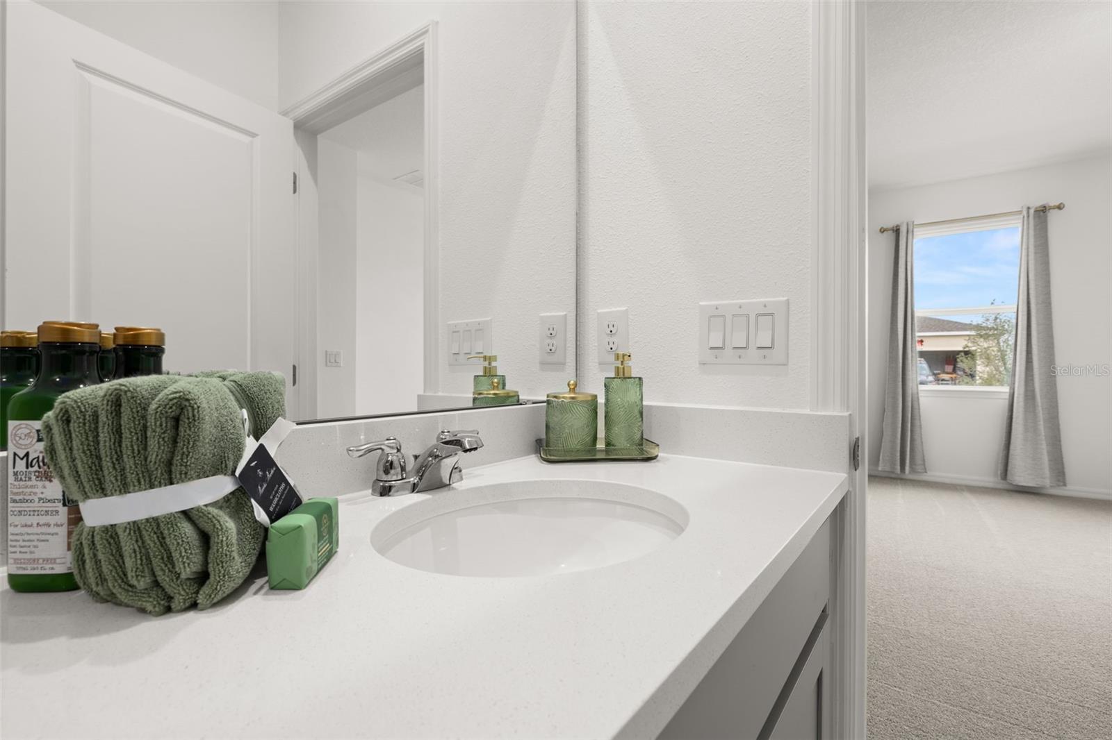 Image 19 of 47 For 1335 Normandy Drive