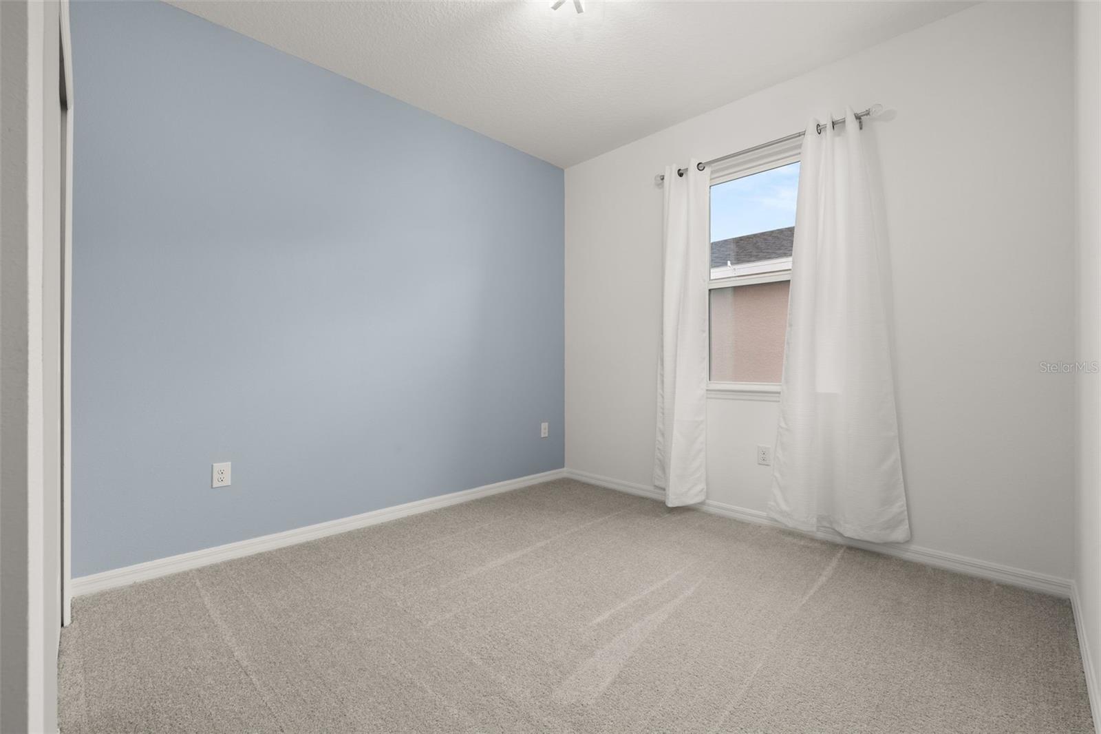 Image 21 of 47 For 1335 Normandy Drive