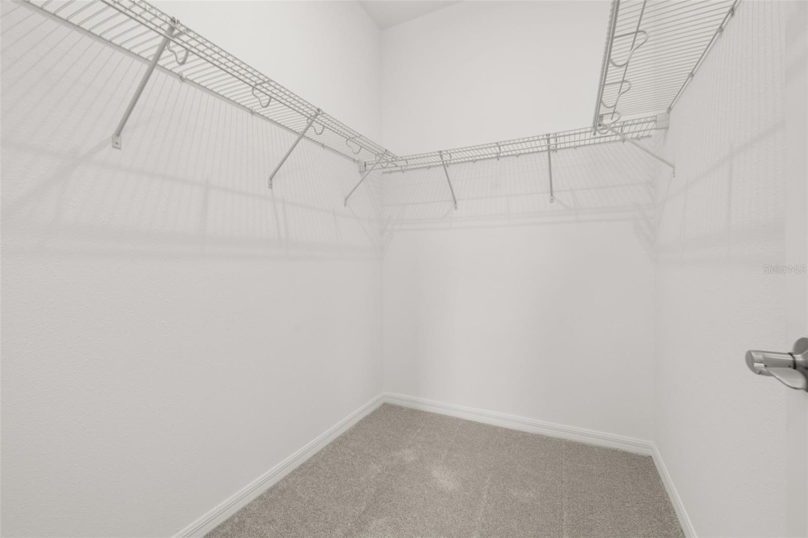 Image 32 of 47 For 1335 Normandy Drive