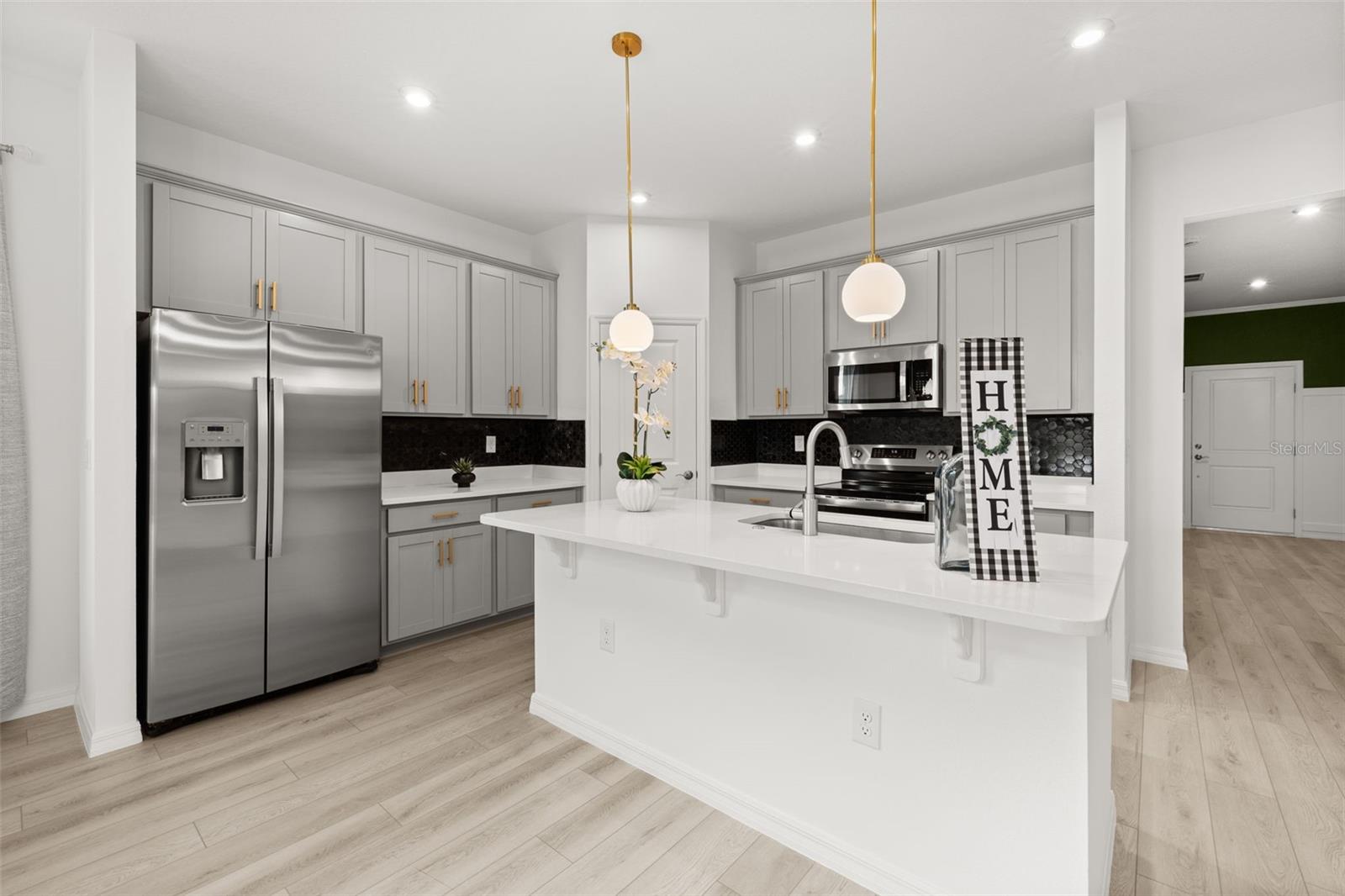 Image 5 of 47 For 1335 Normandy Drive