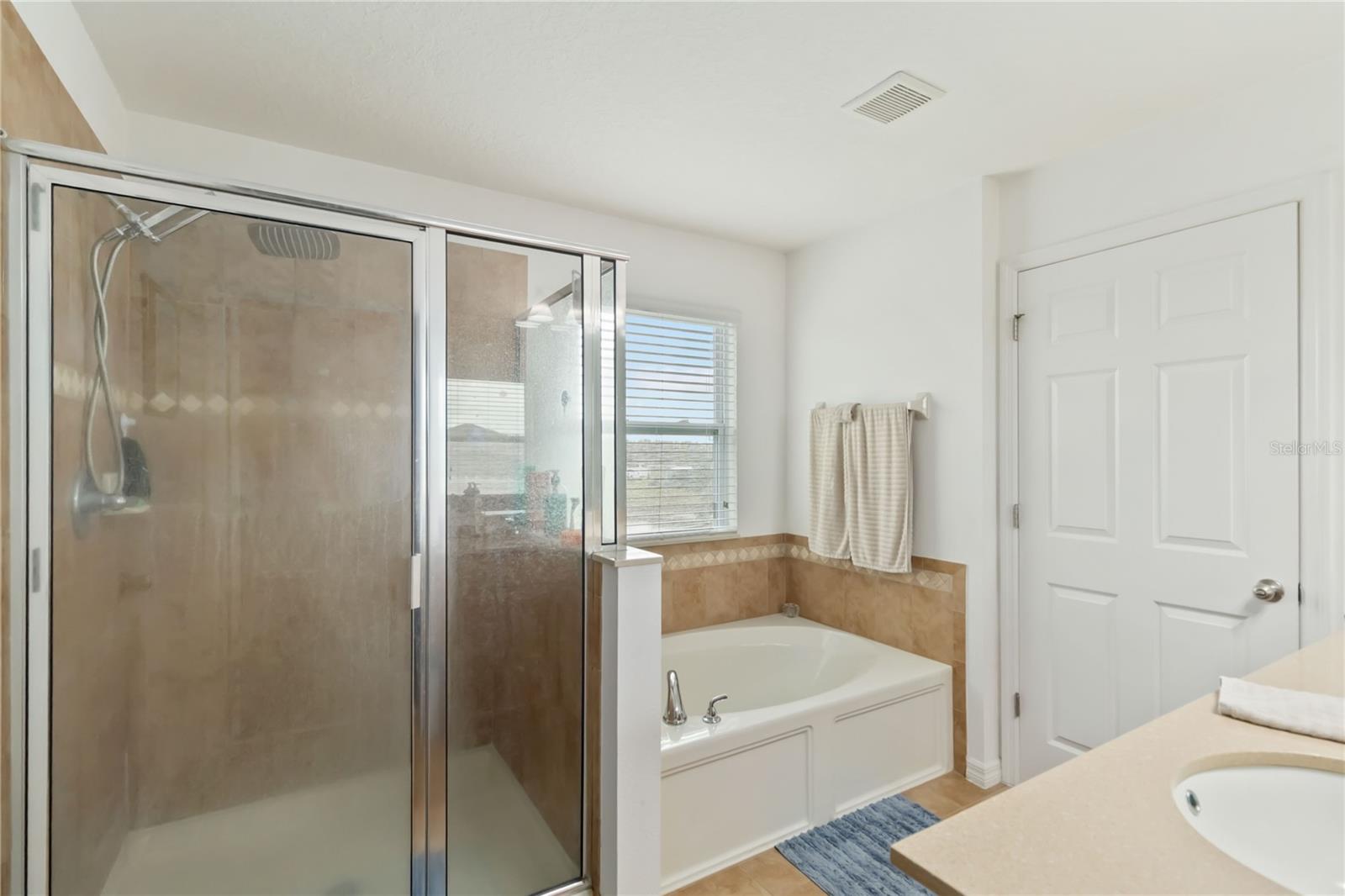 Image 35 of 60 For 3622 Cape Court