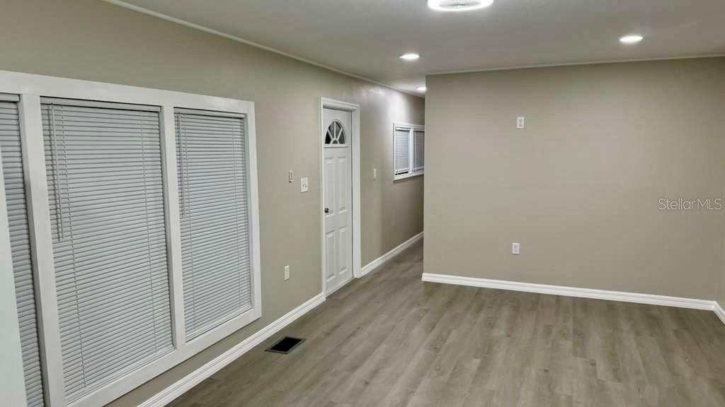 Image 7 of 12 For 4502 West Lane