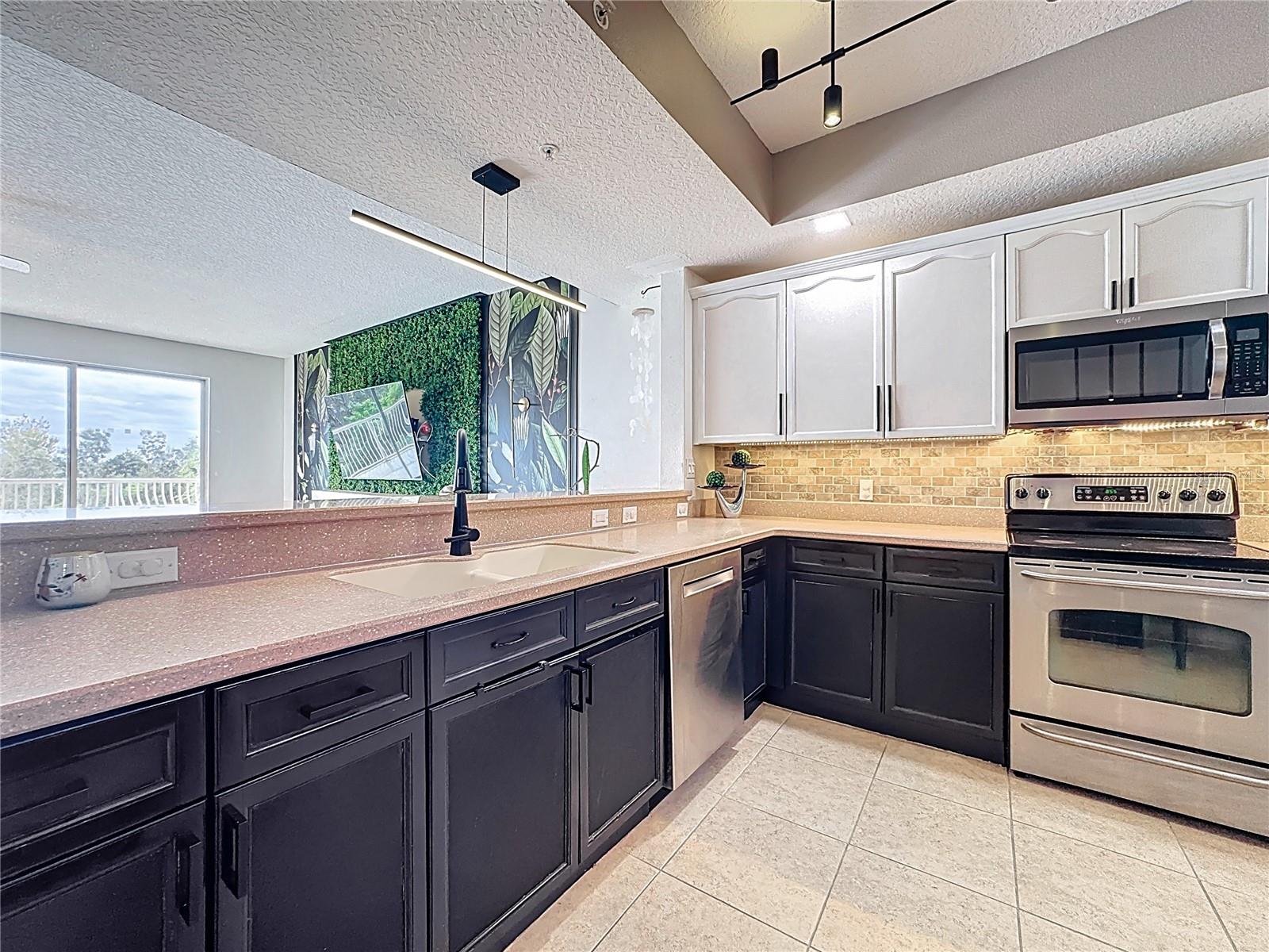 Image 18 of 83 For 6336 Buford Street 207