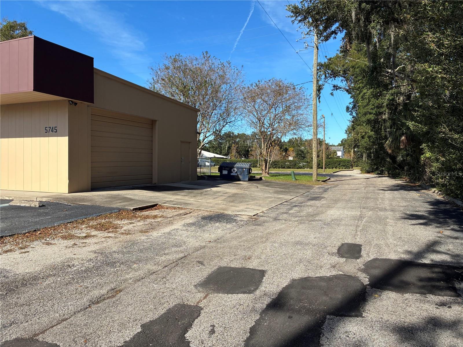 Image 5 of 13 For 5745 Pershing Avenue