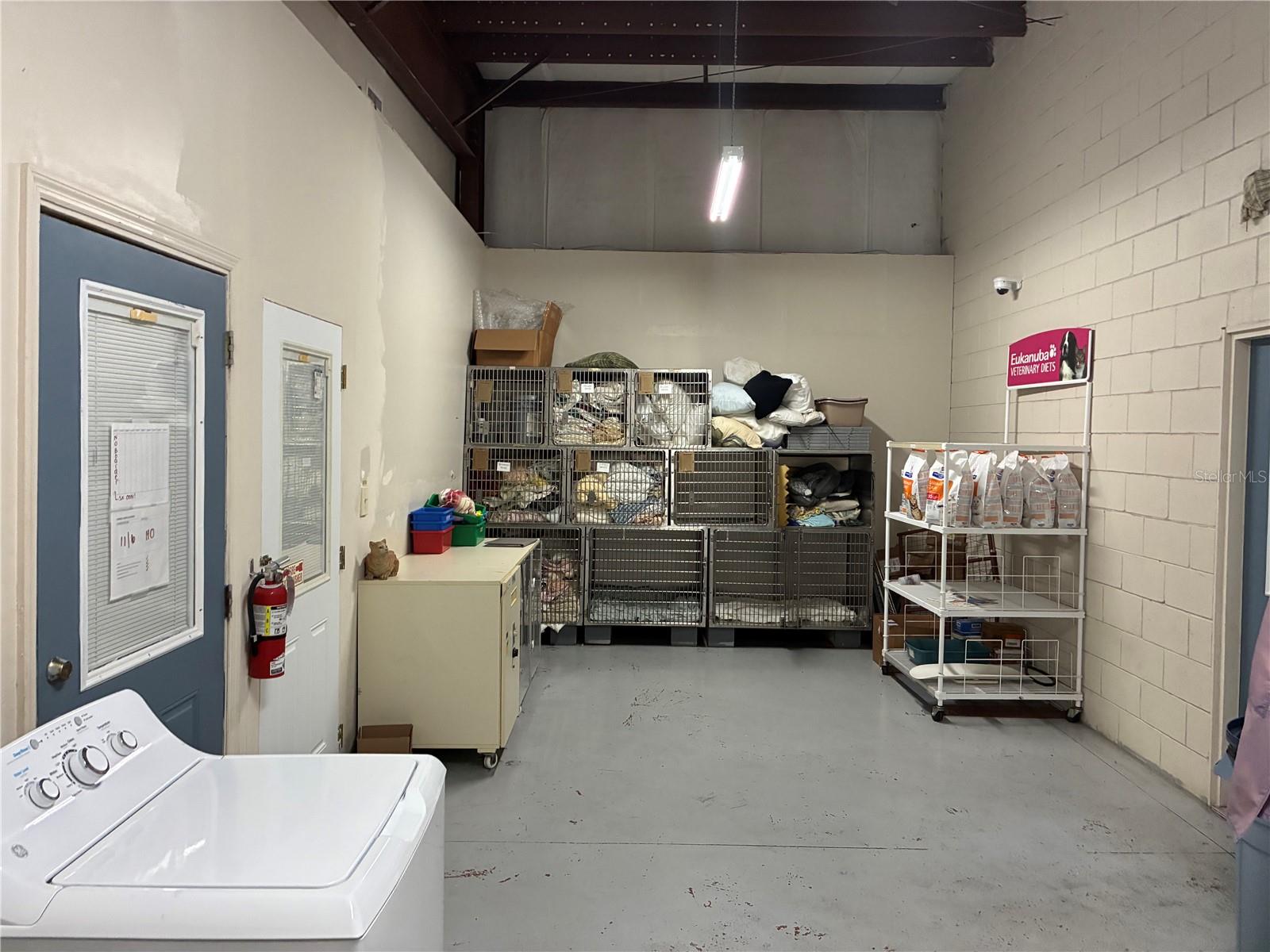 Image 9 of 13 For 5745 Pershing Avenue