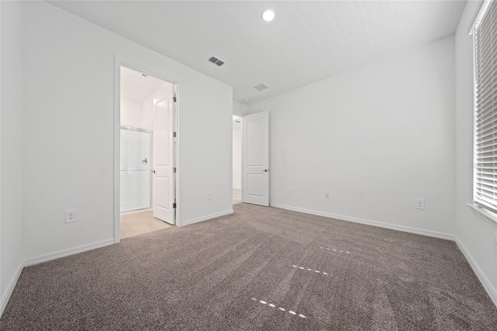 Image 13 of 35 For 5148 Goldfinch Drive