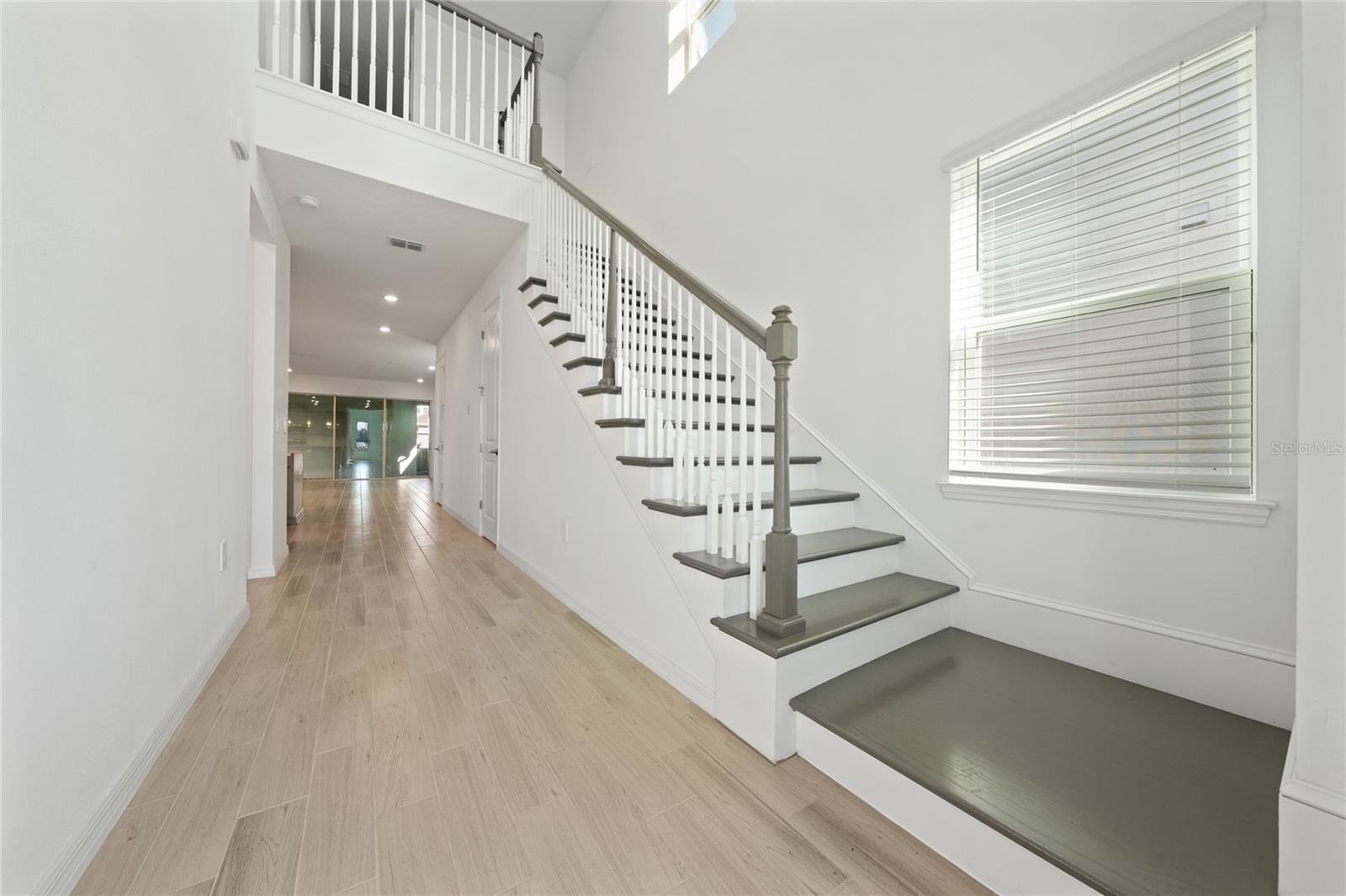 Image 4 of 35 For 5148 Goldfinch Drive