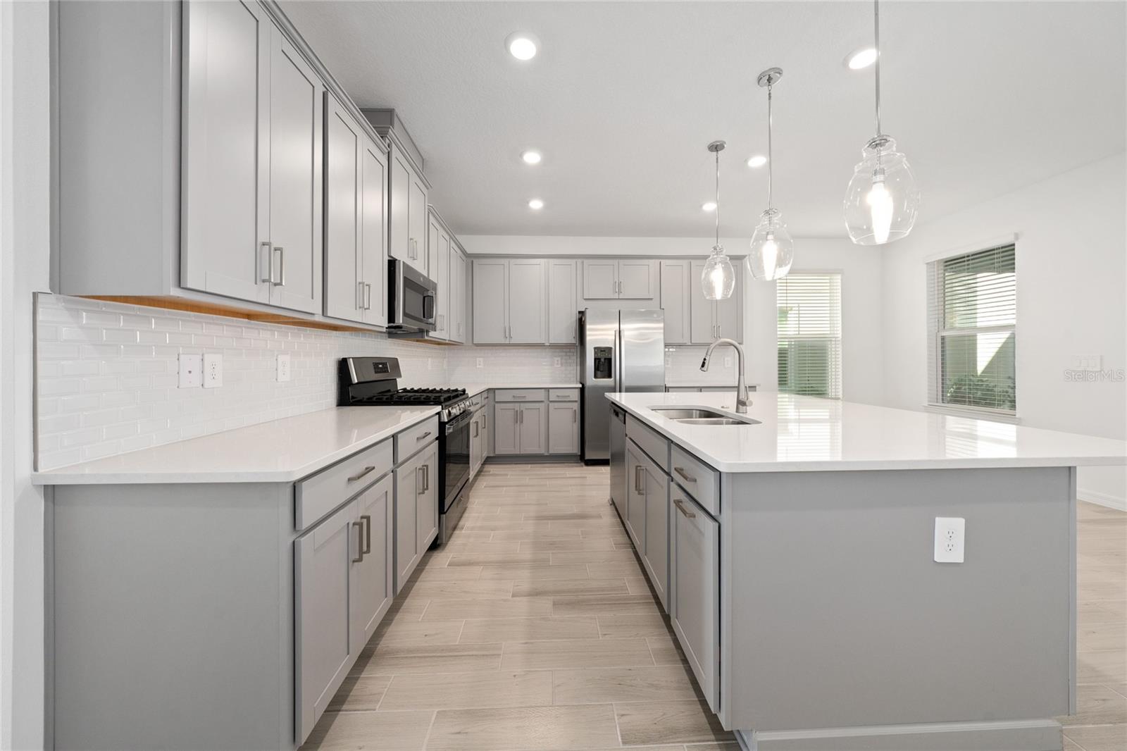 Image 5 of 35 For 5148 Goldfinch Drive