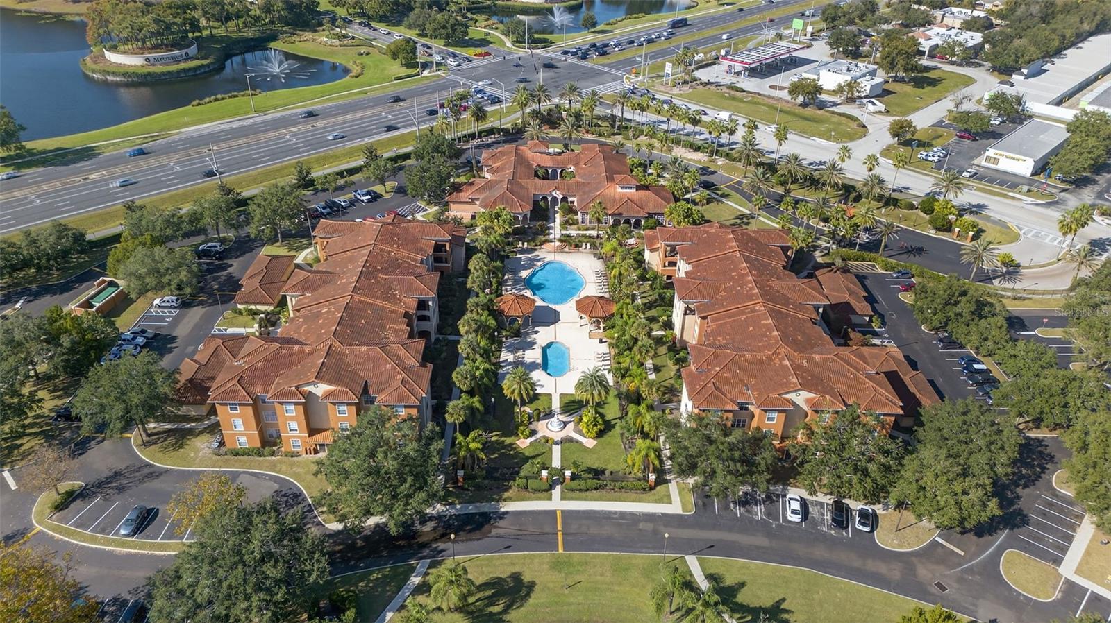 Image 62 of 94 For 5572 Metrowest Boulevard 304