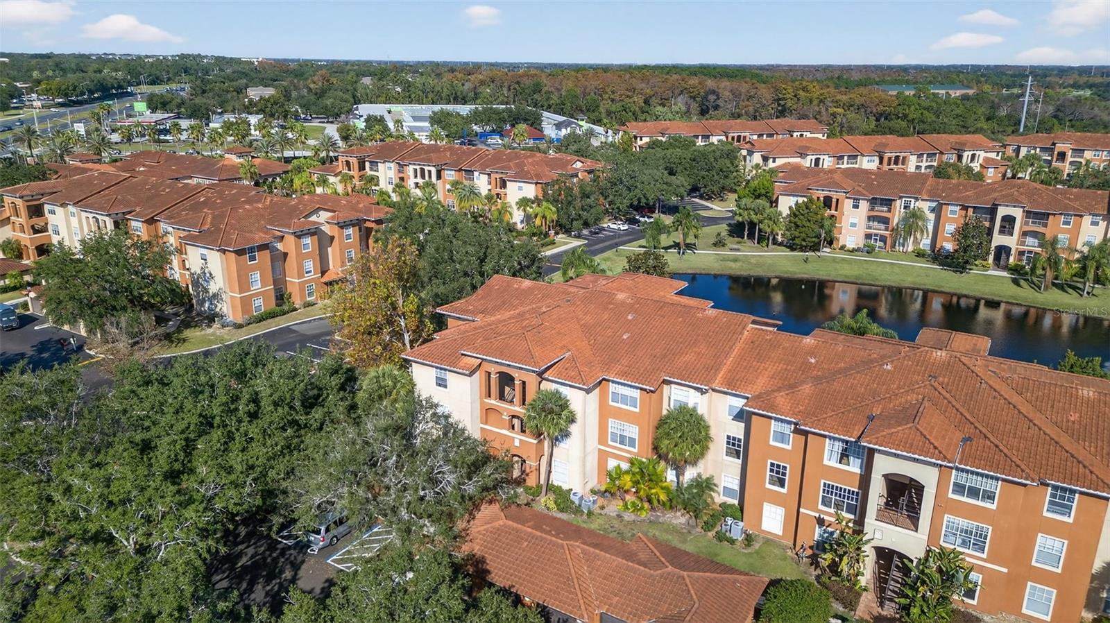 Image 88 of 94 For 5572 Metrowest Boulevard 304