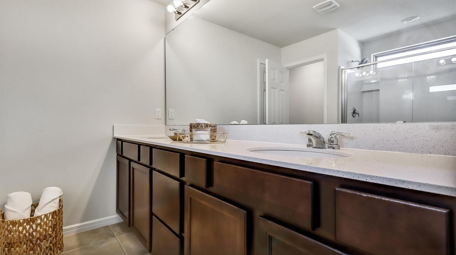 Image 22 of 30 For 623 Citrus Isle Boulevard