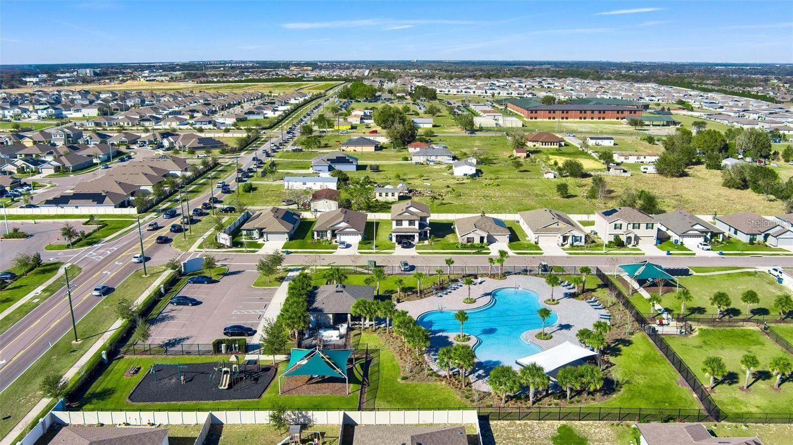 Image 4 of 30 For 623 Citrus Isle Boulevard